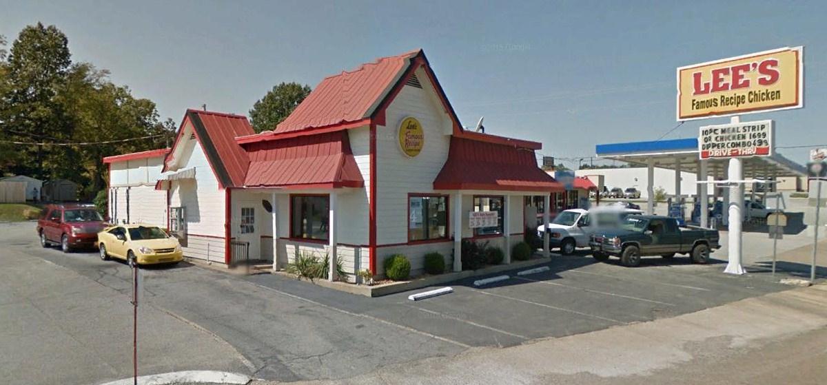 Lee's Famous Recipe Chicken