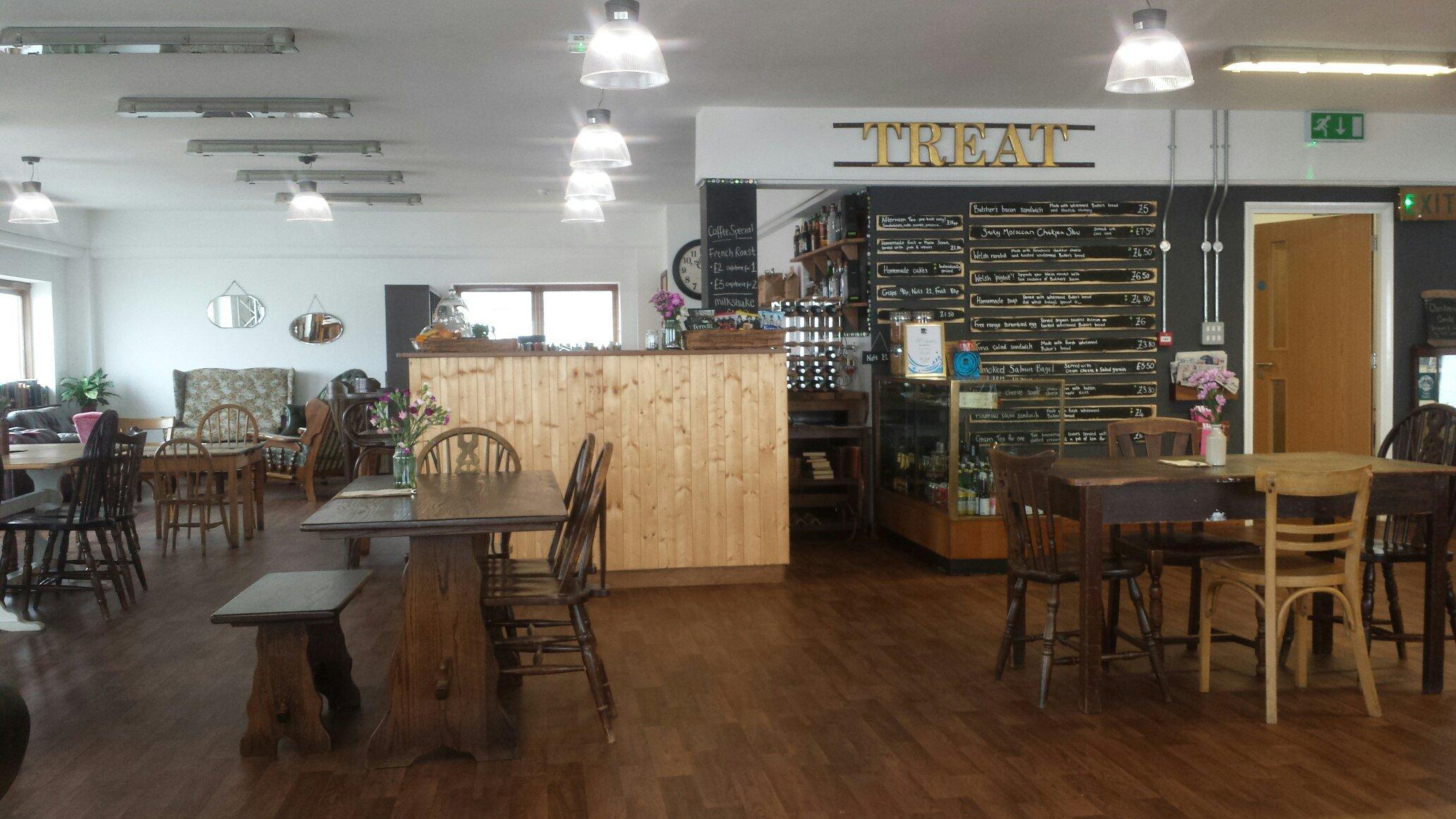 Sun Pier House Gallery