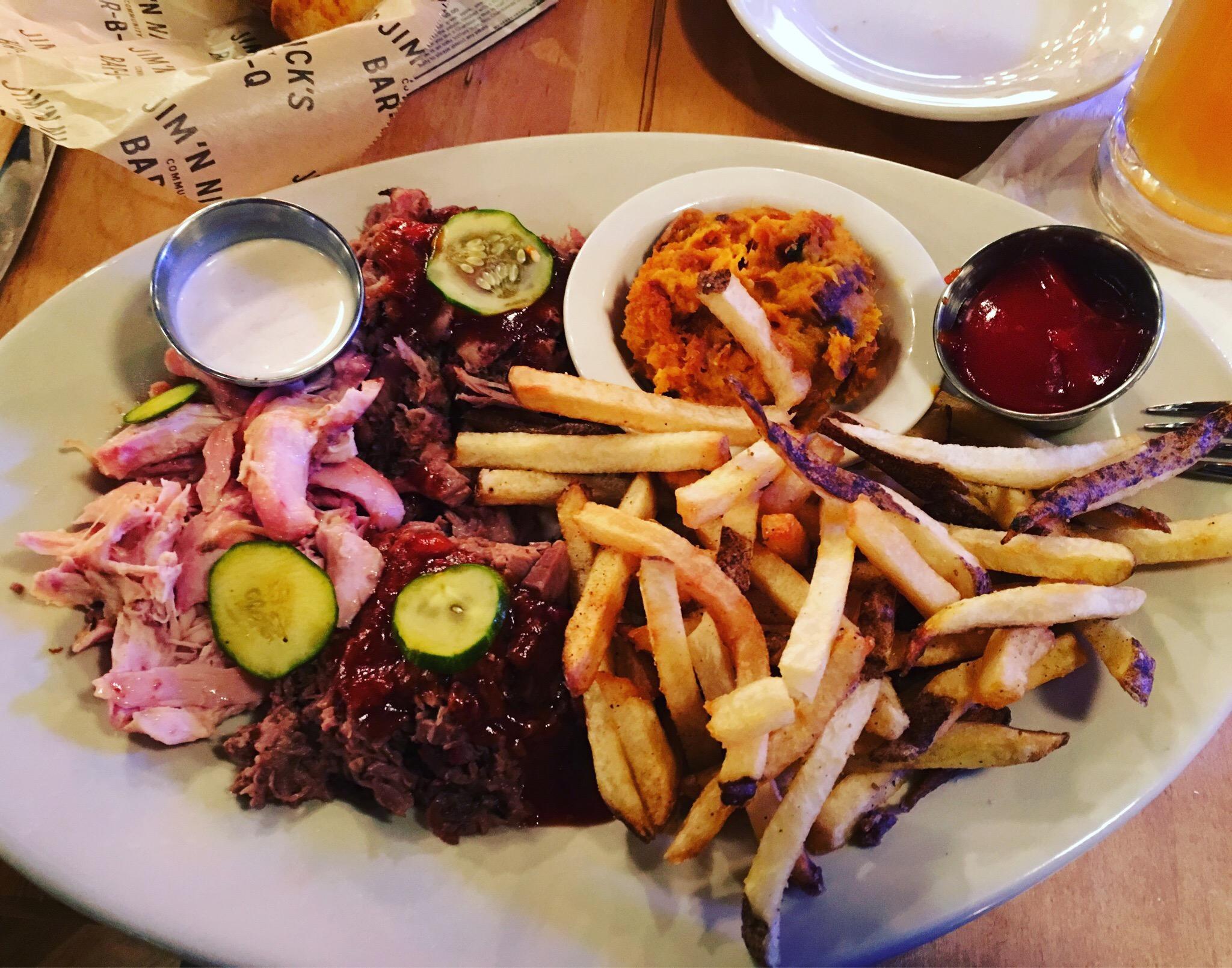 Jim 'n Nick's Bar-b-q