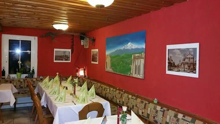 Photo by Alexander F