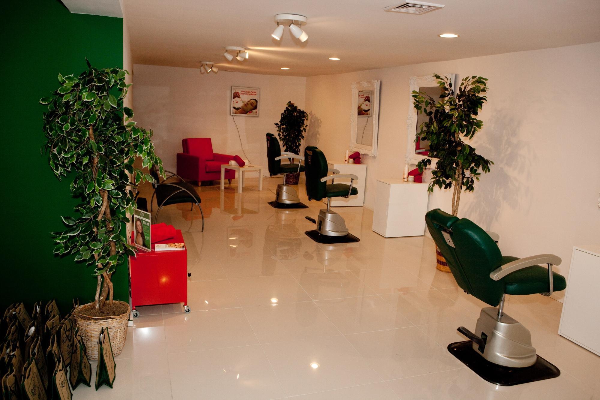 Rani Beauty Salon & Spa