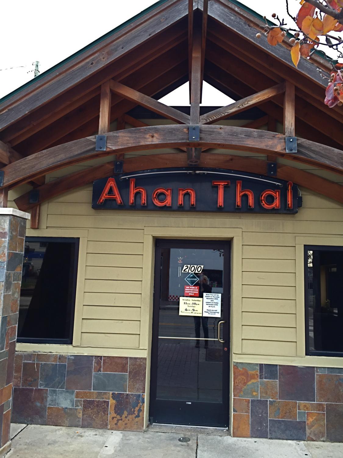 Ahan Thai