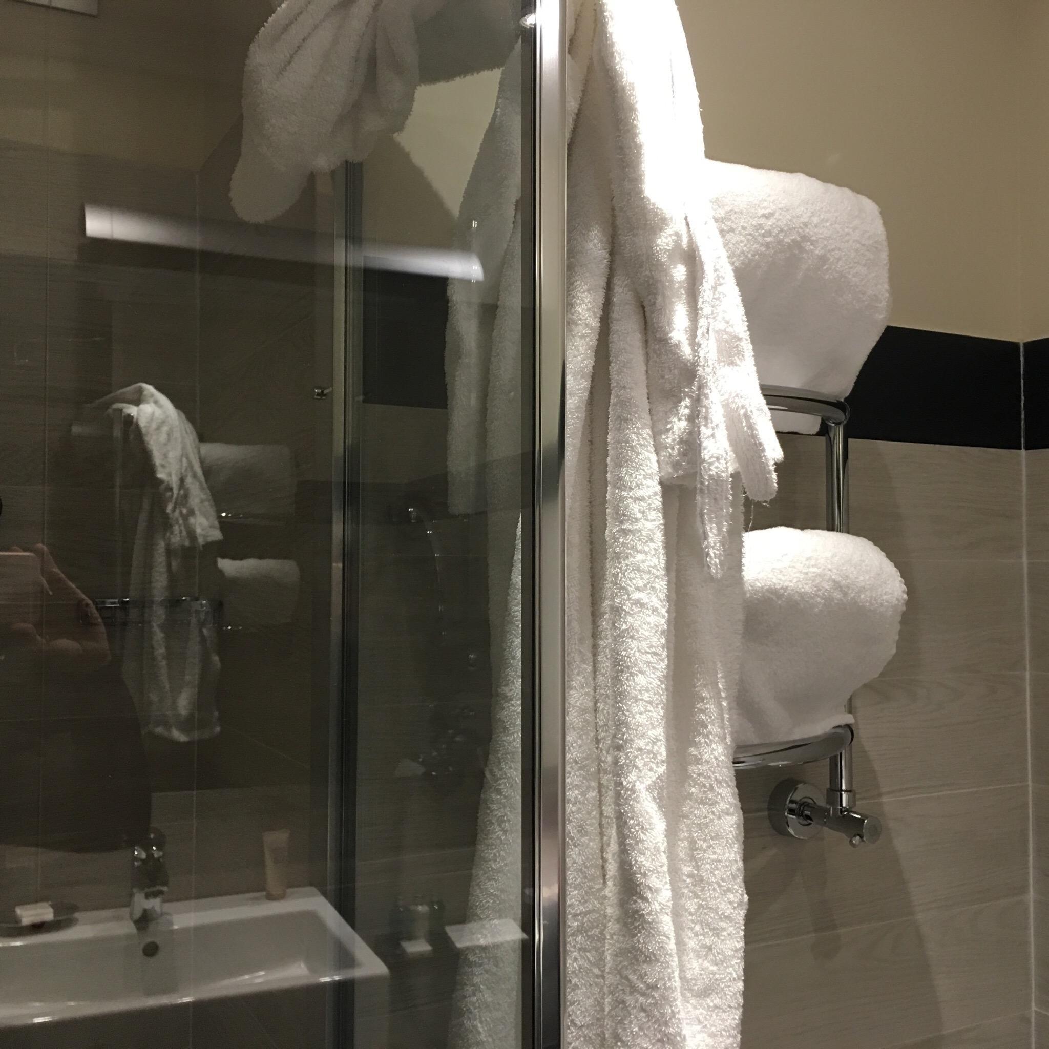 De La Ville Hotel Wellness Centre