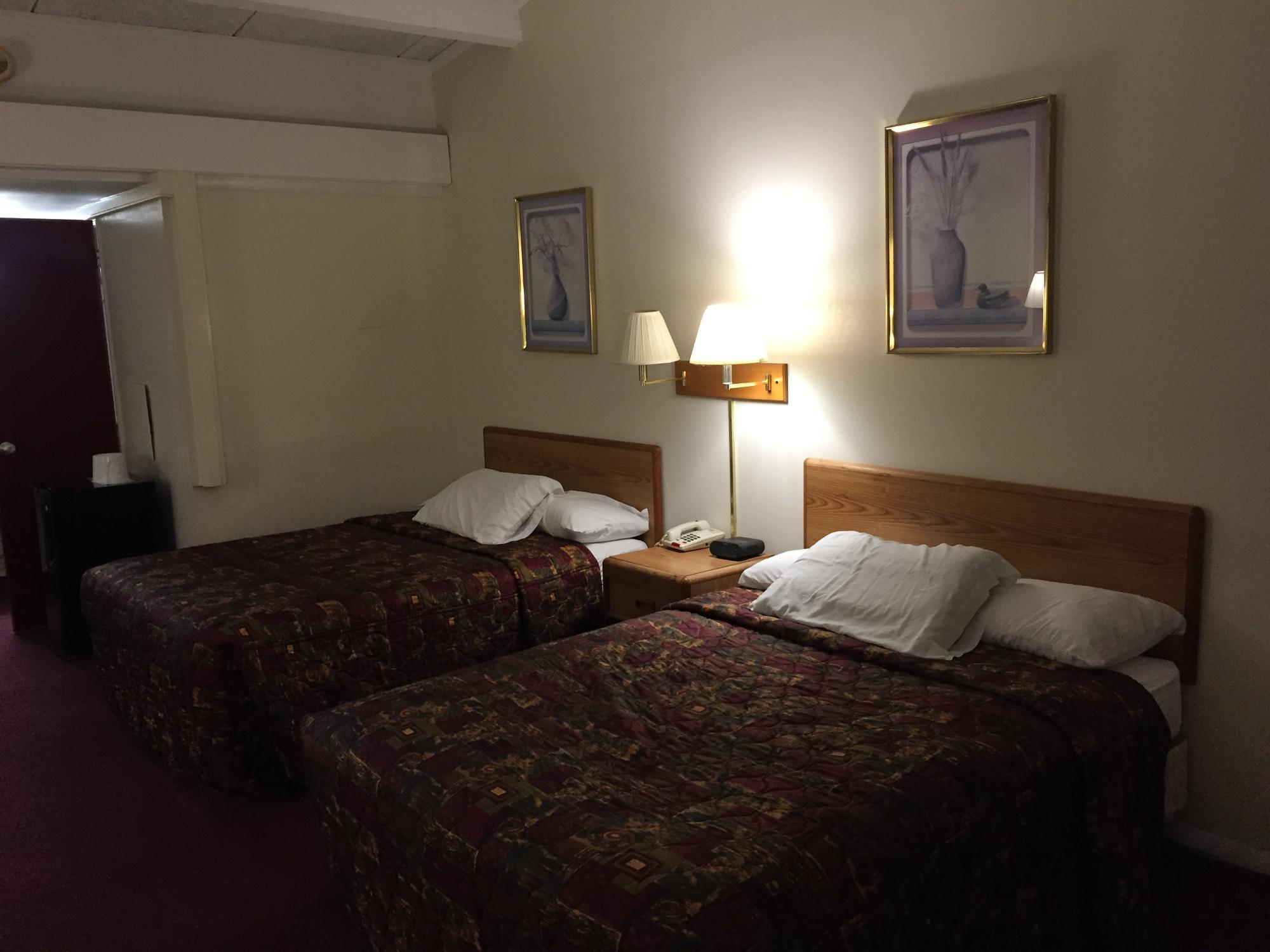 Red Carpet Inn Syracuse Airport