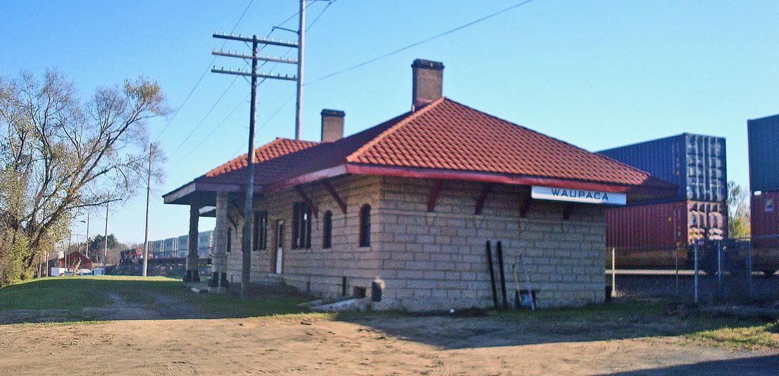 Waupaca train depot