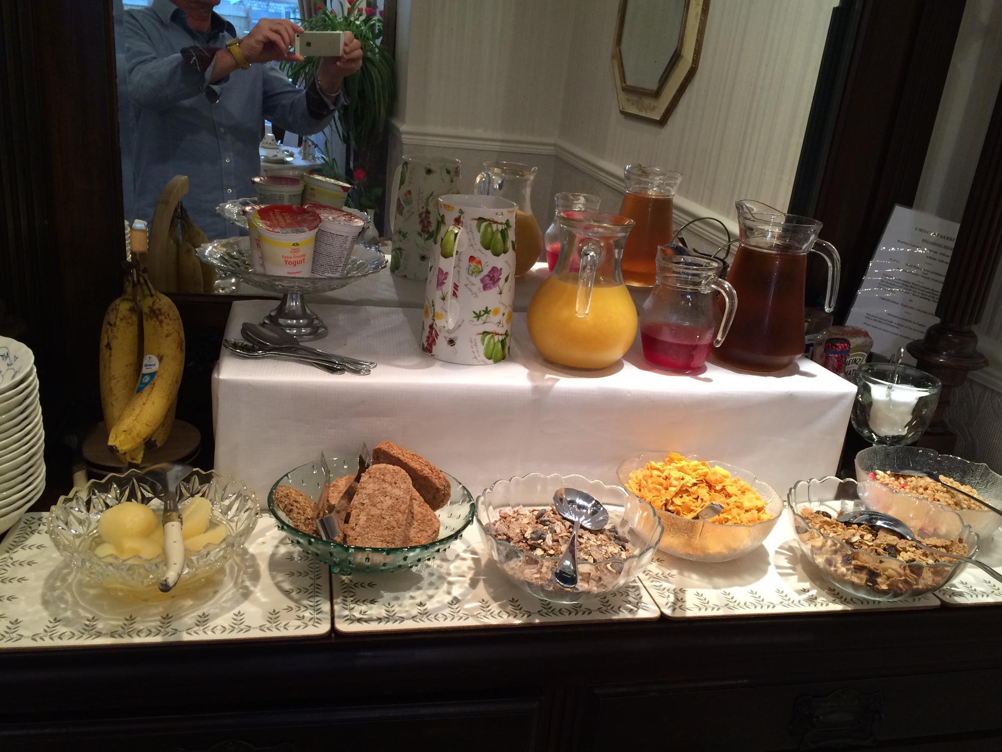 Crescent Guest House