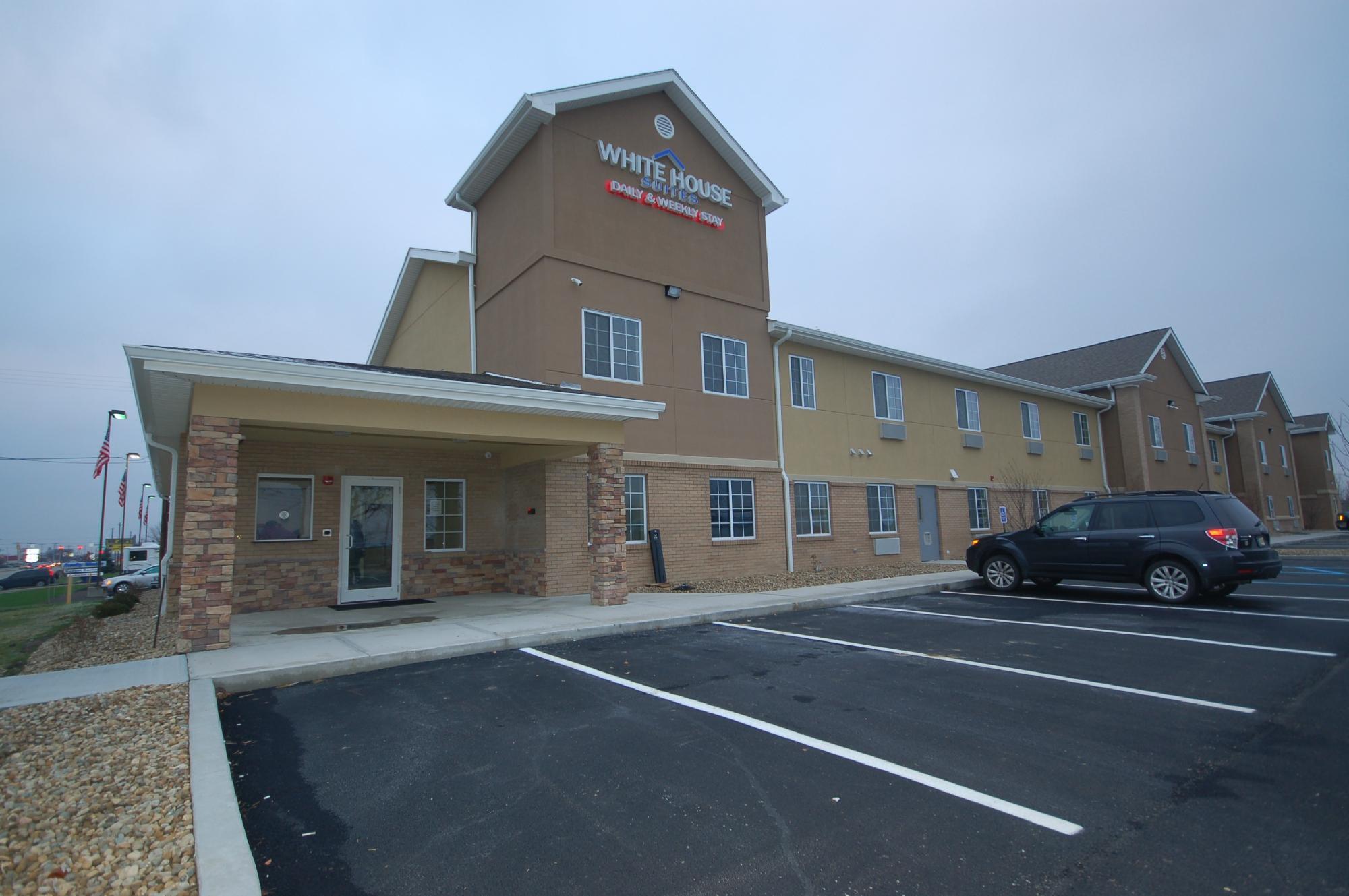 White House Suites Indianapolis Airport