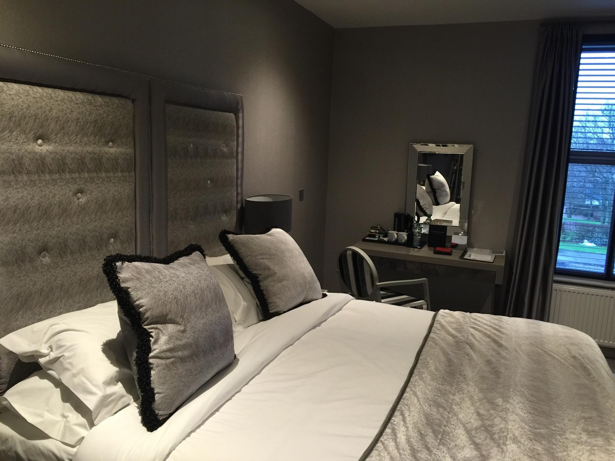 Eccleston Arms Bar & Grill