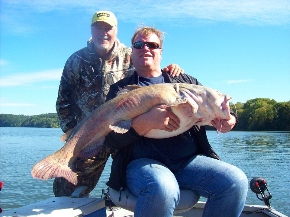 Tennessee River Monsters Fishing Guide Service - Striper, Catfish & Musky