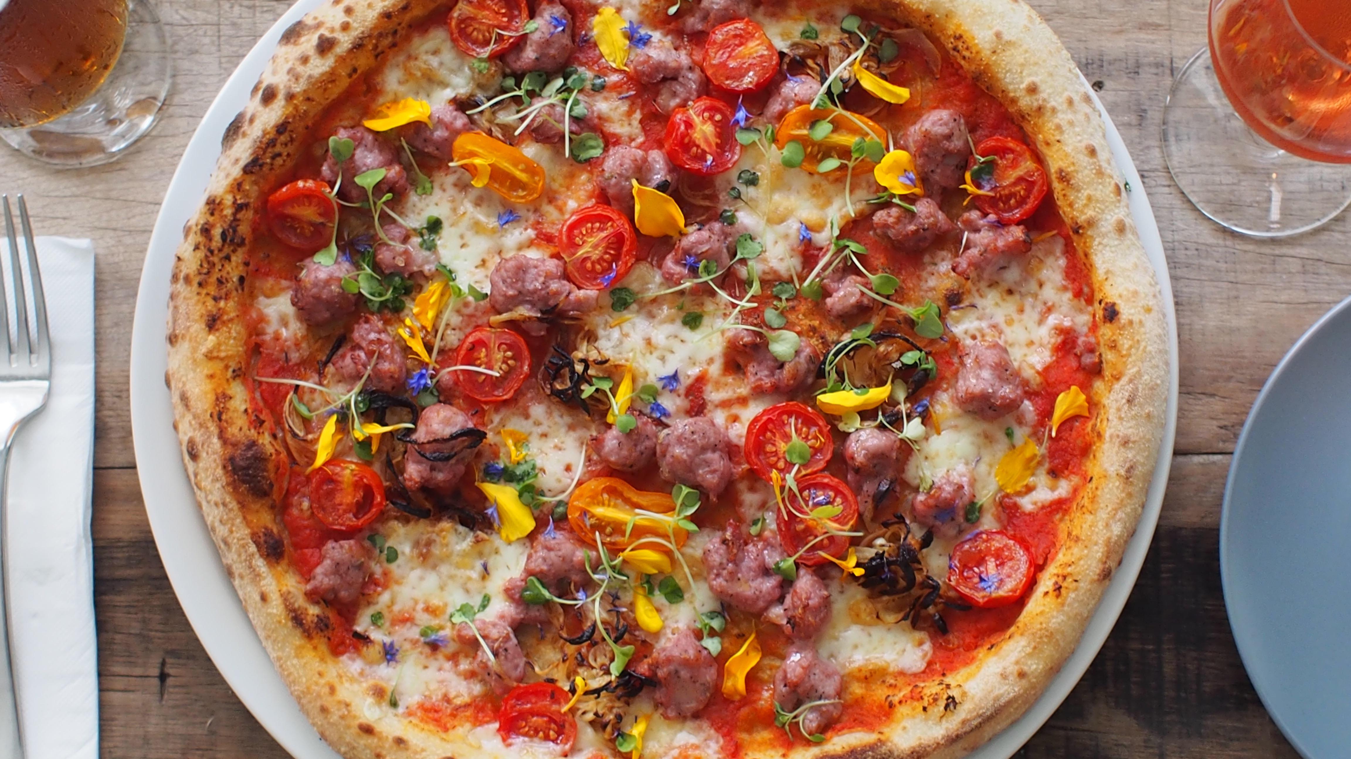 El Capitano Pizzeria & Bar