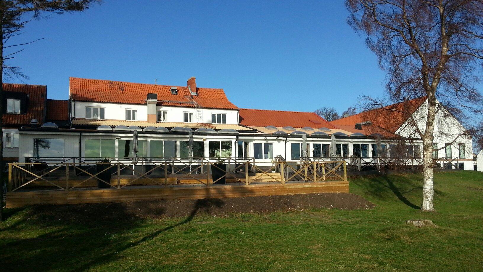 Photo by pierrepejan