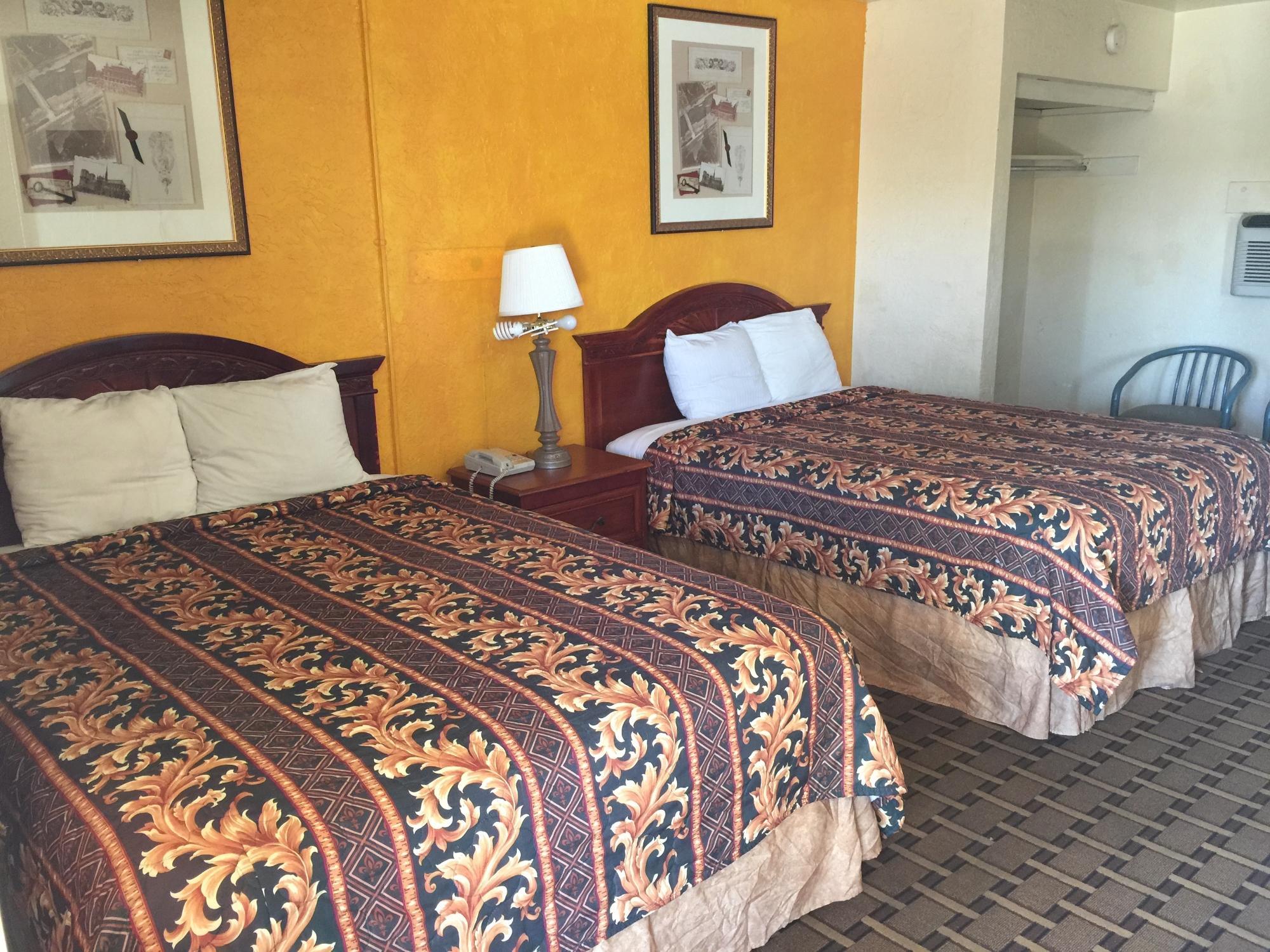 Encore Motel