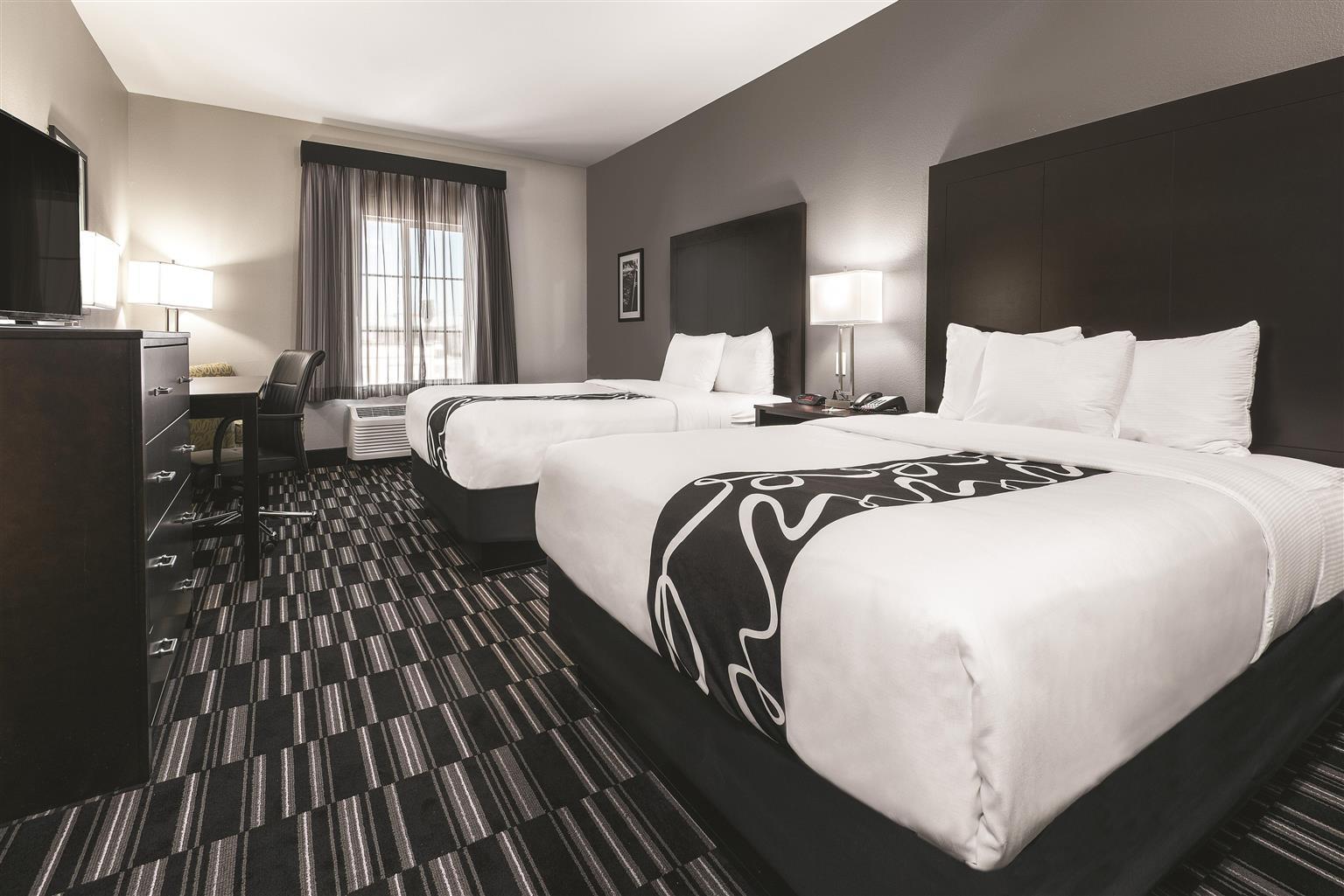 La Quinta Inn & Suites by Wyndham Fort Worth West-I-30