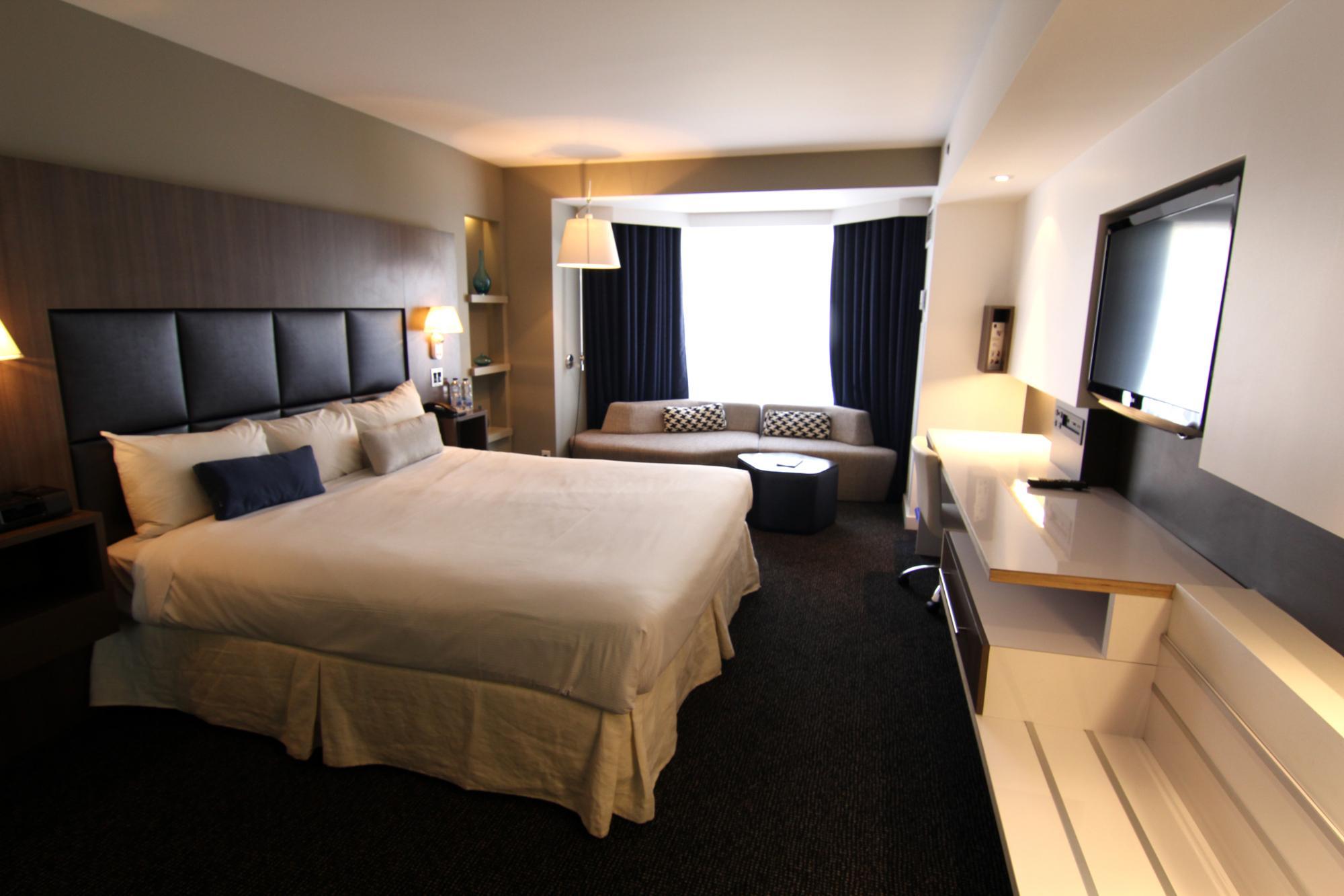 Photo by Alejandro A