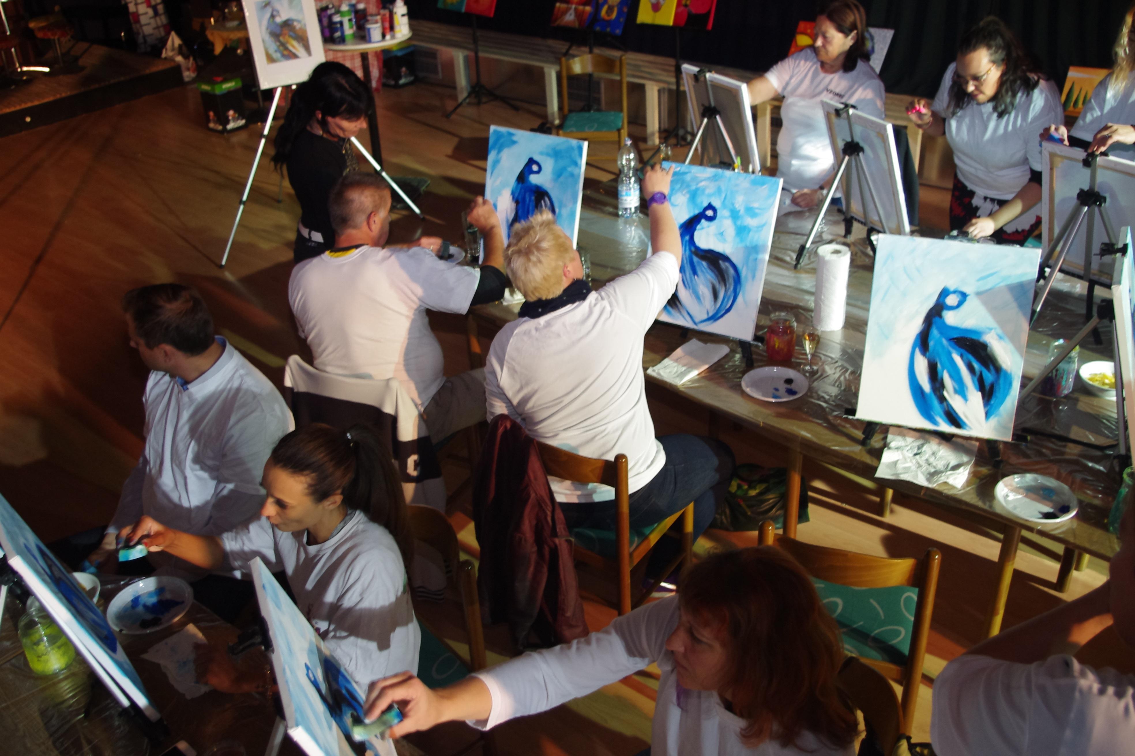 Slikarski Party Design with Wine