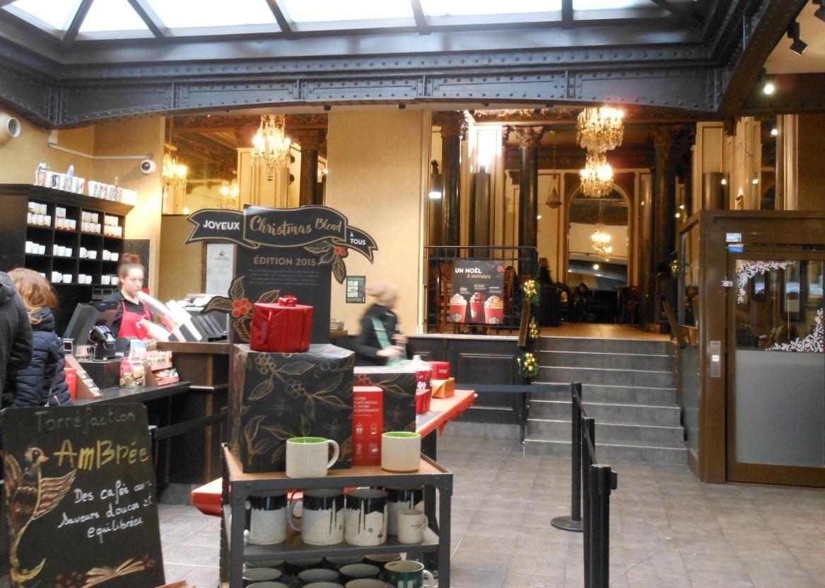 Starbucks Saint-Michel Seine