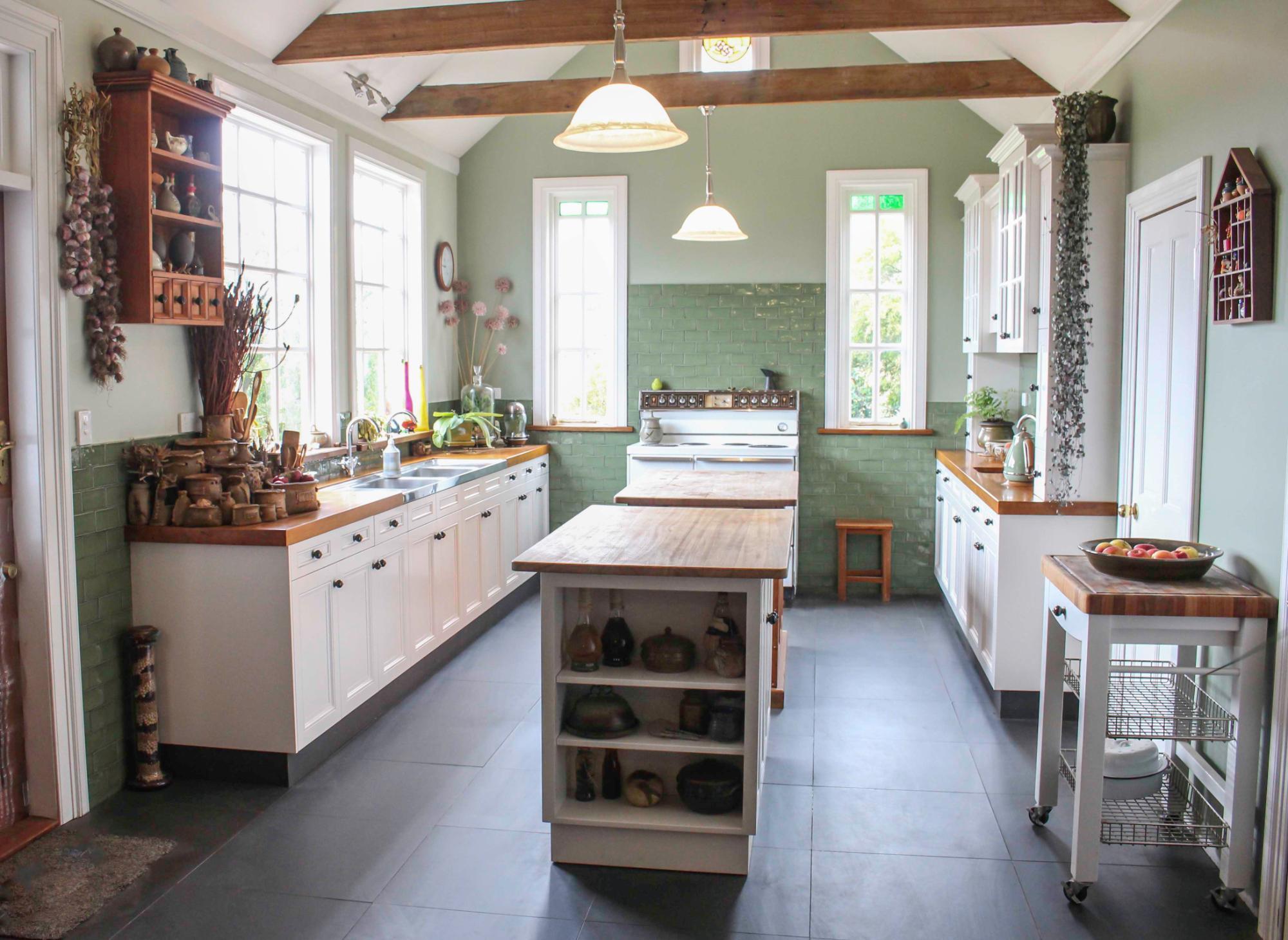The Farmhouse Kitchen