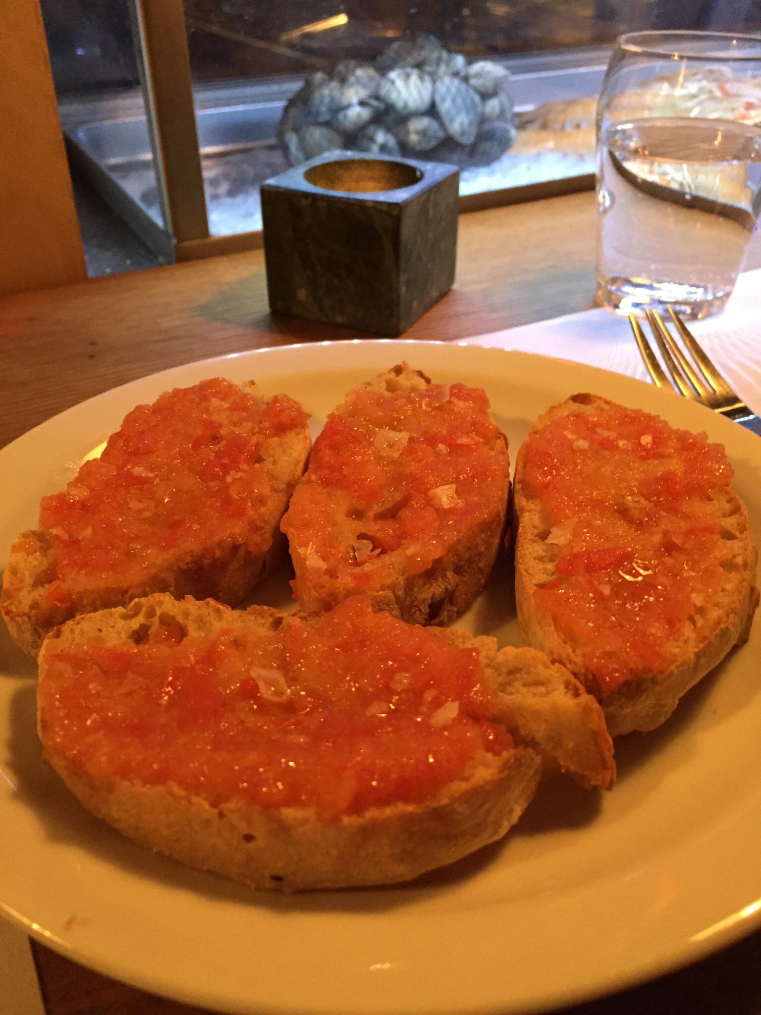 Cava Bar Mar y Montana