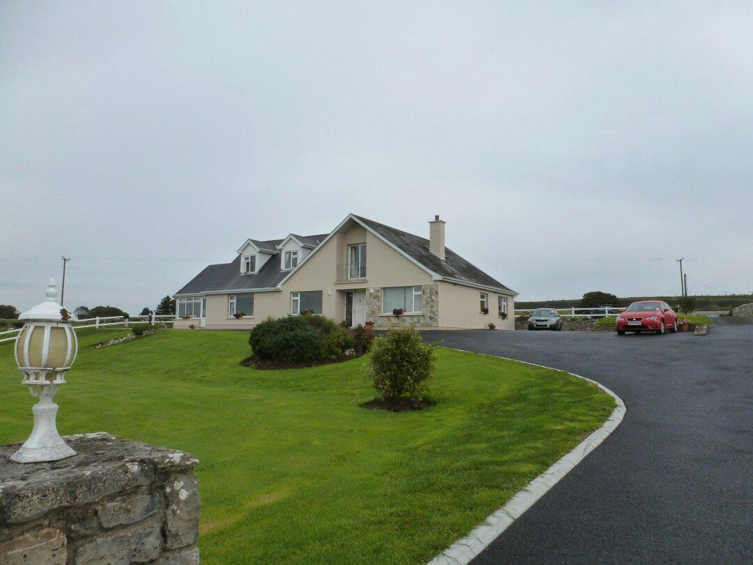 Hillcrest Bed & Breakfast