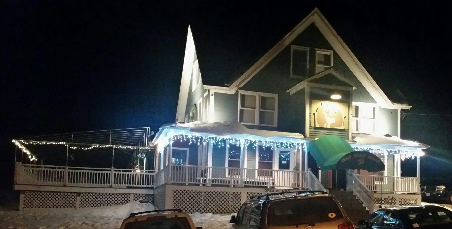 The Shannon Door Pub and Restaurant