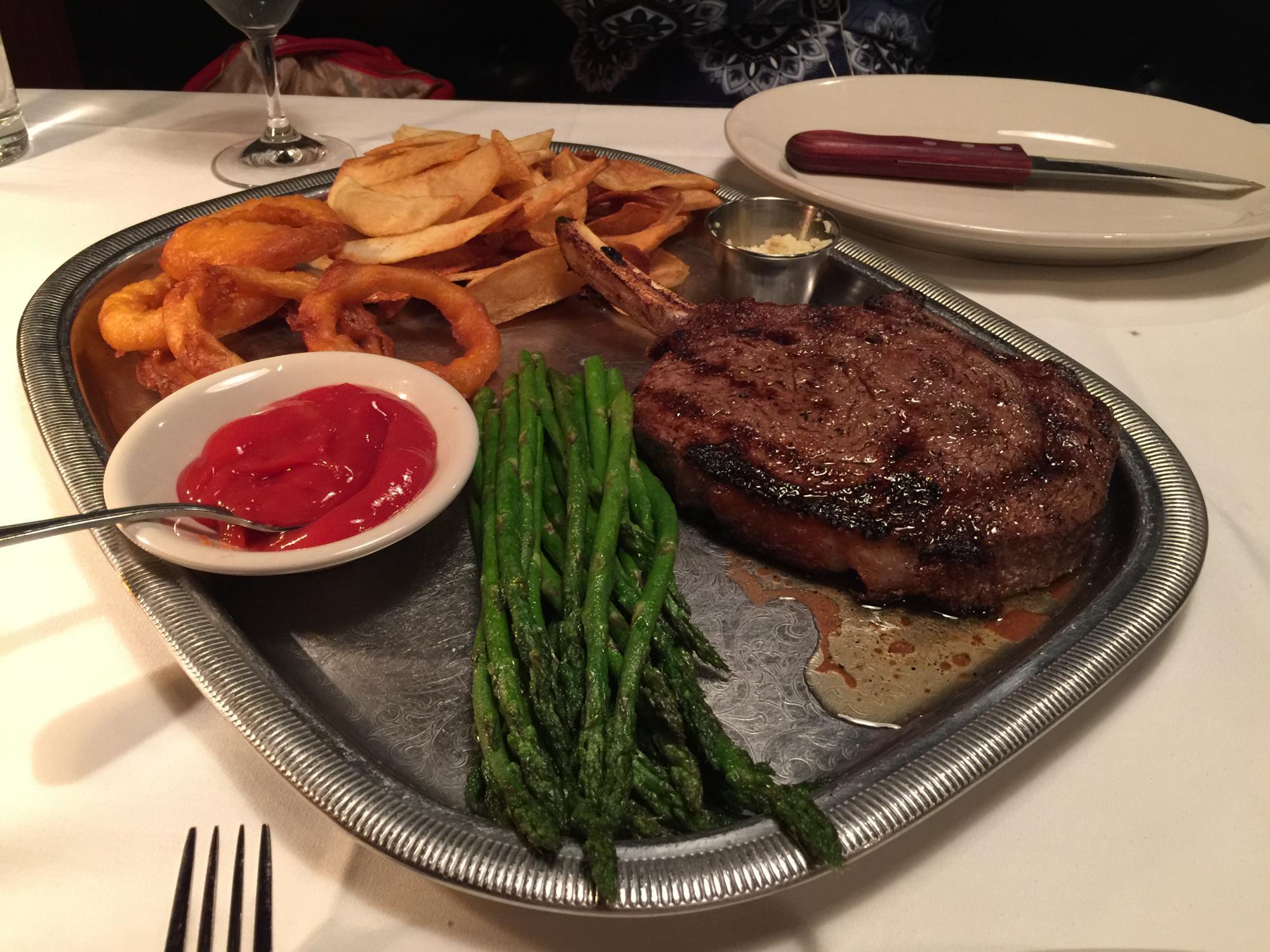 Lewnes' Steakhouse