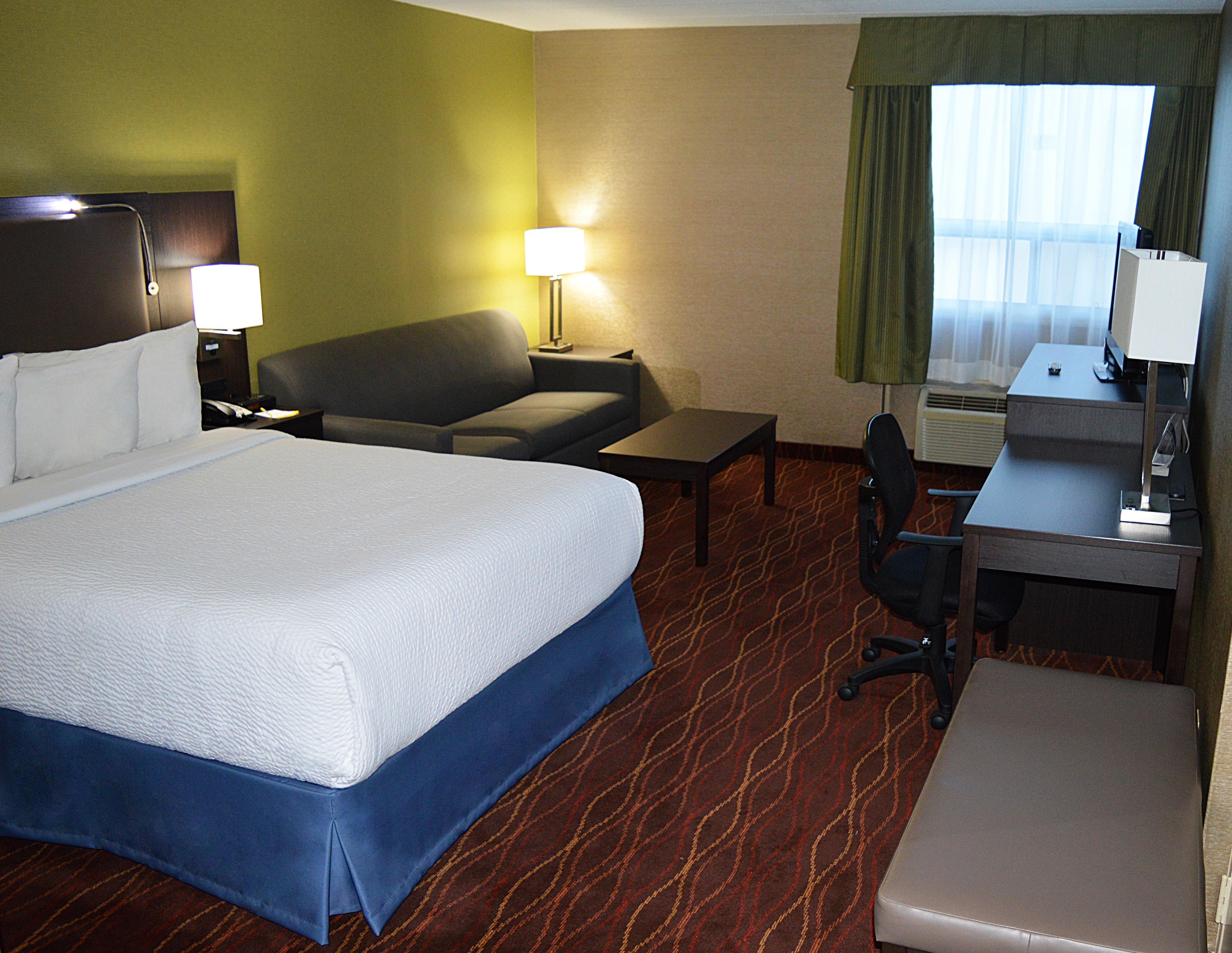 Days Inn by Wyndham Ottawa
