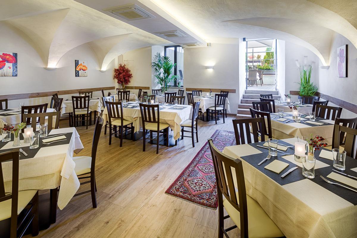 Roemerkeller Merano Portici