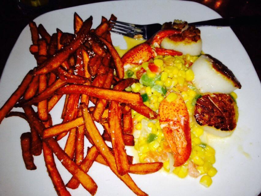 Ebenezer's Pub & Restaurant