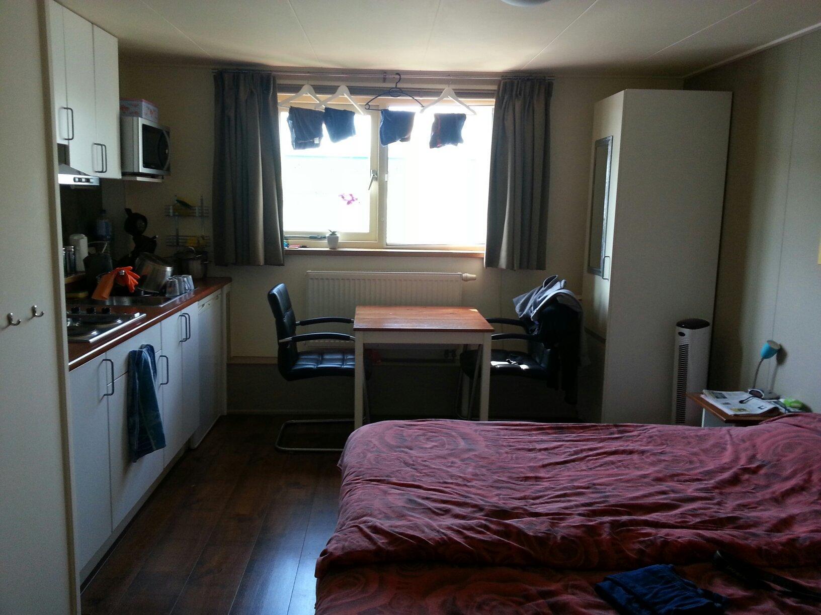 Studios Houseboat Anthonia