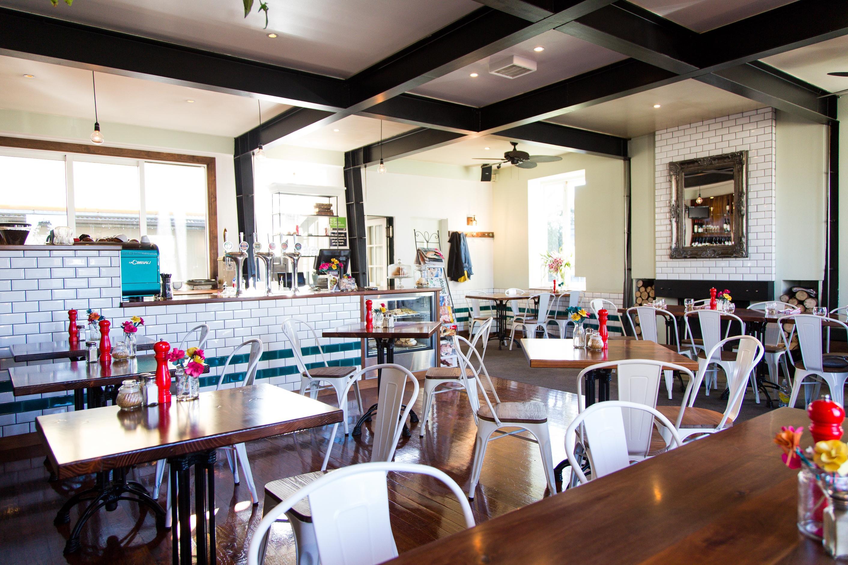 Ombrellos Kitchen and Bar