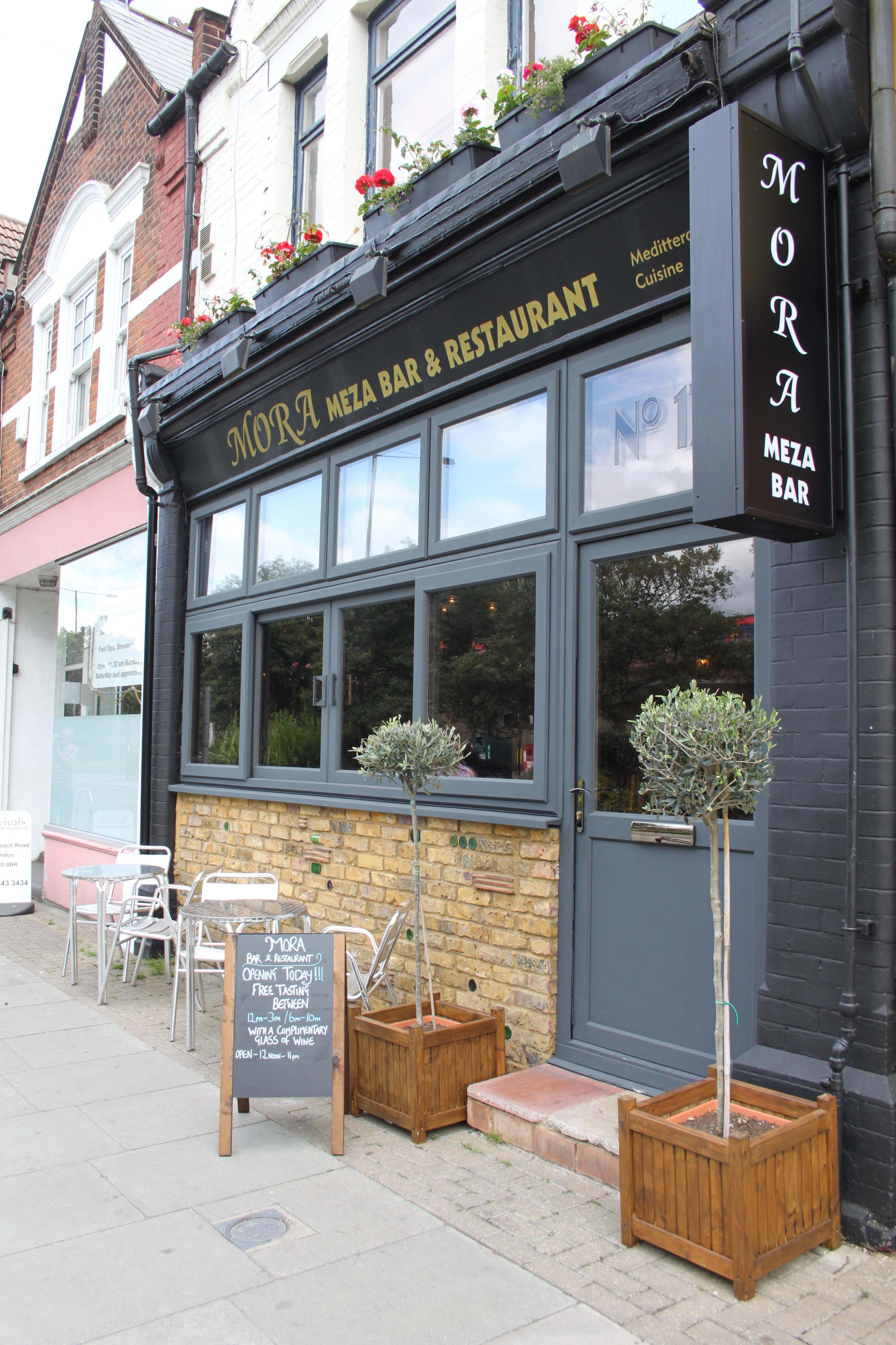 Mora Meza Bar & Restaurant