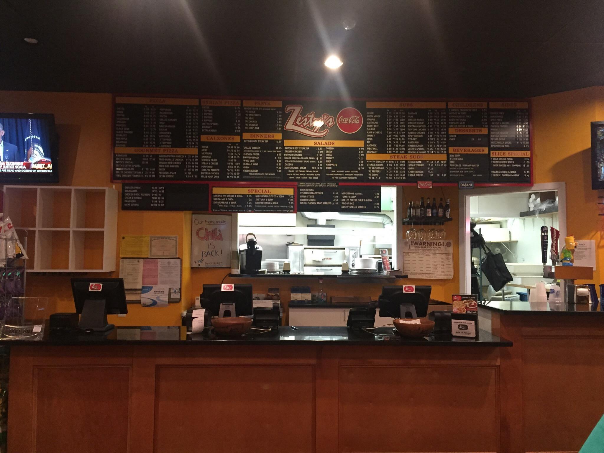Zesty's Pizza