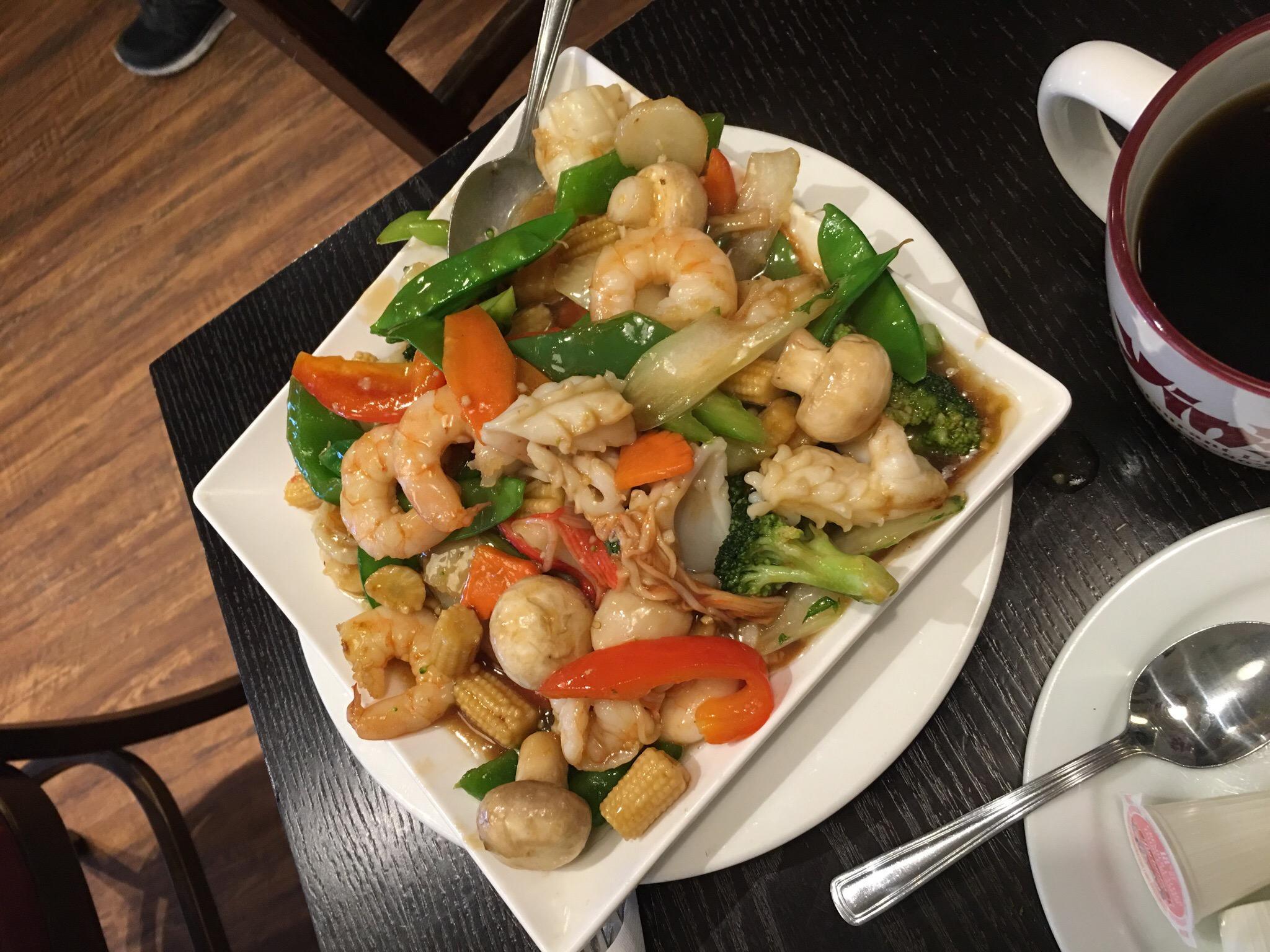 Yin's Chinese Restaurant