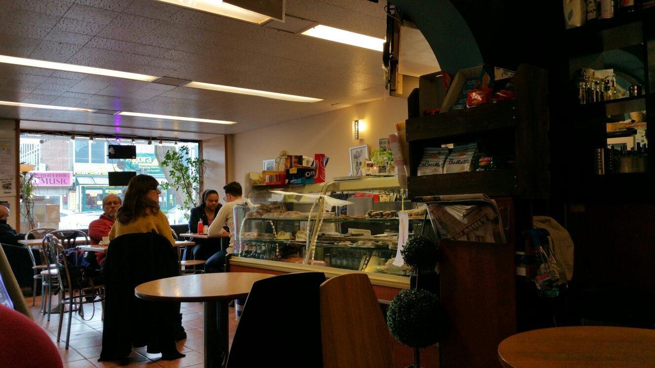 Cafe Mediterraneo Bar