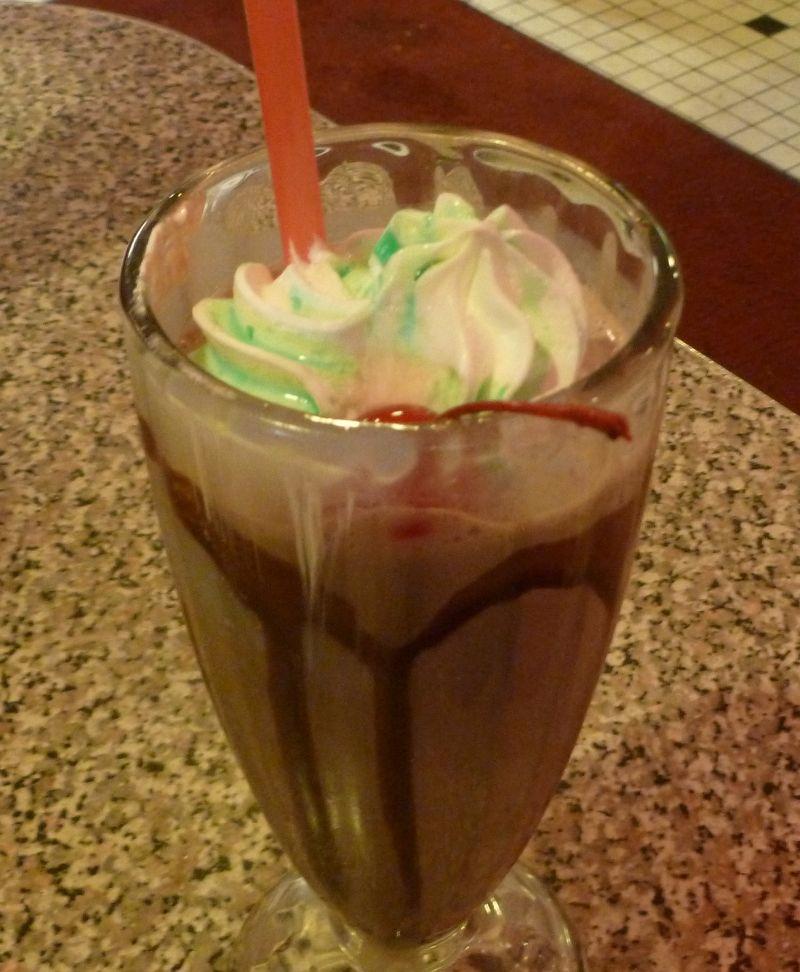 5 & Diner - E. Southern Ave.