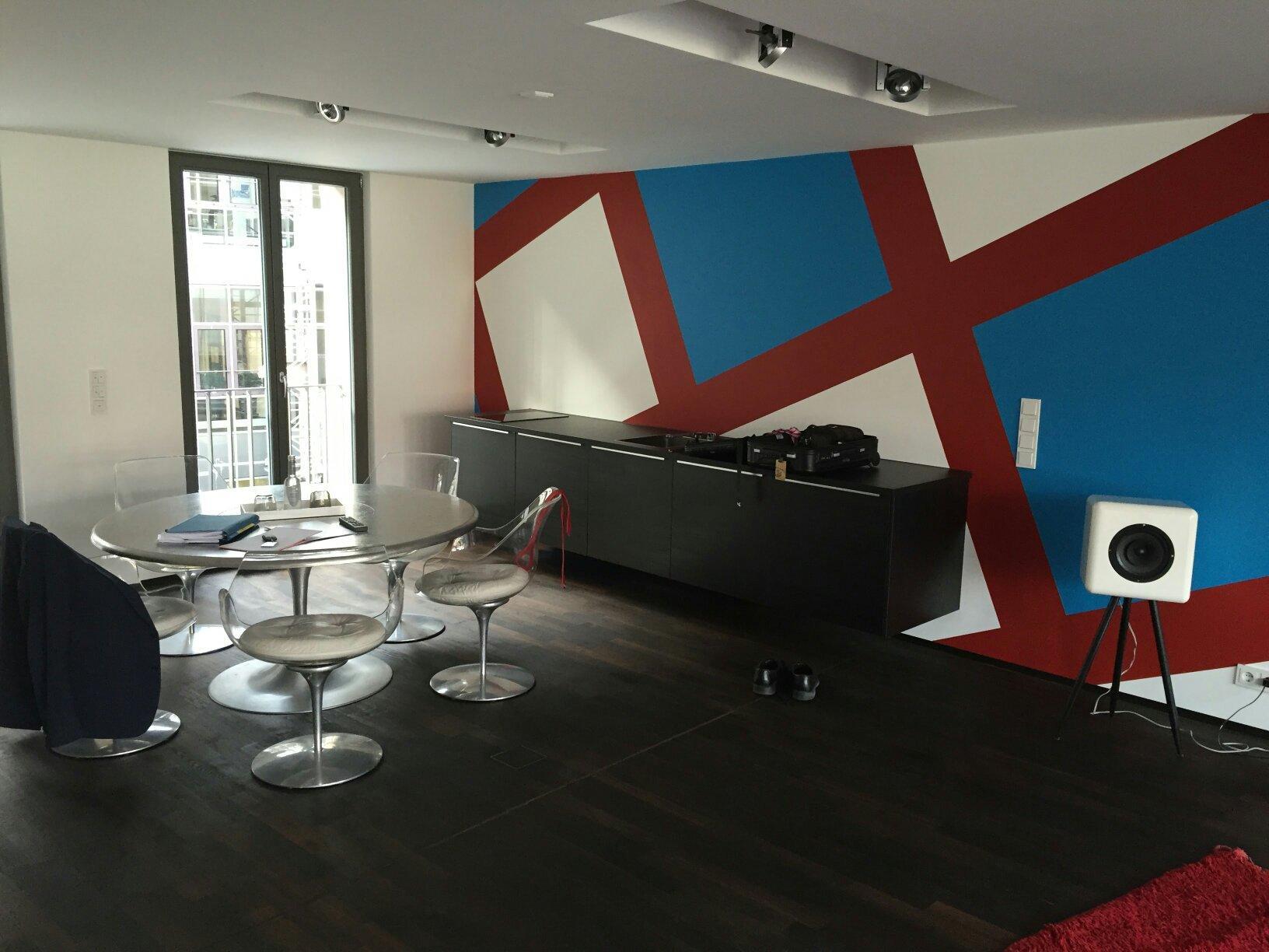 No Shoes Hotel and Green Bar