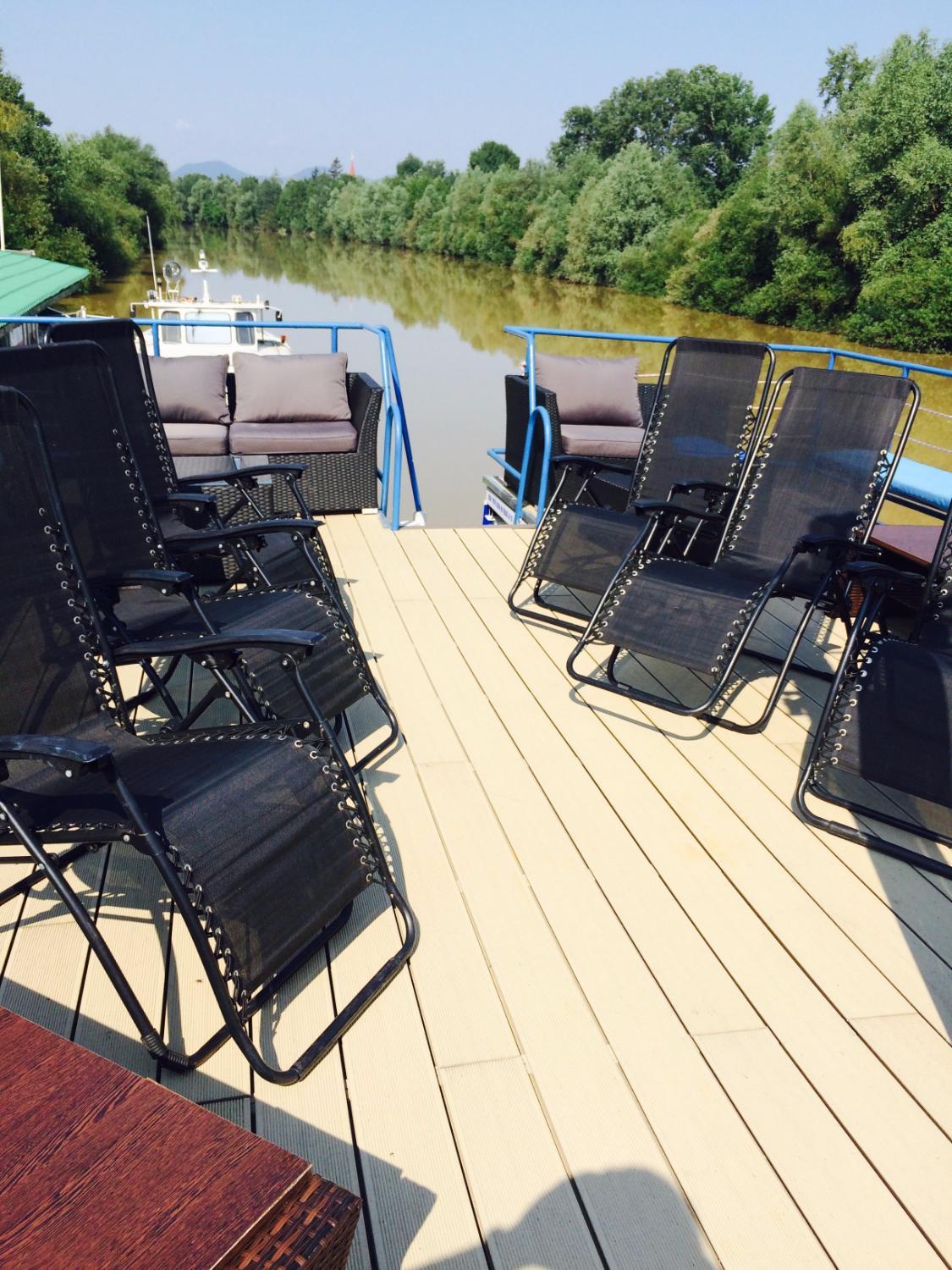 Lumix Slovakia - Výletné Plavby po Bodrogu