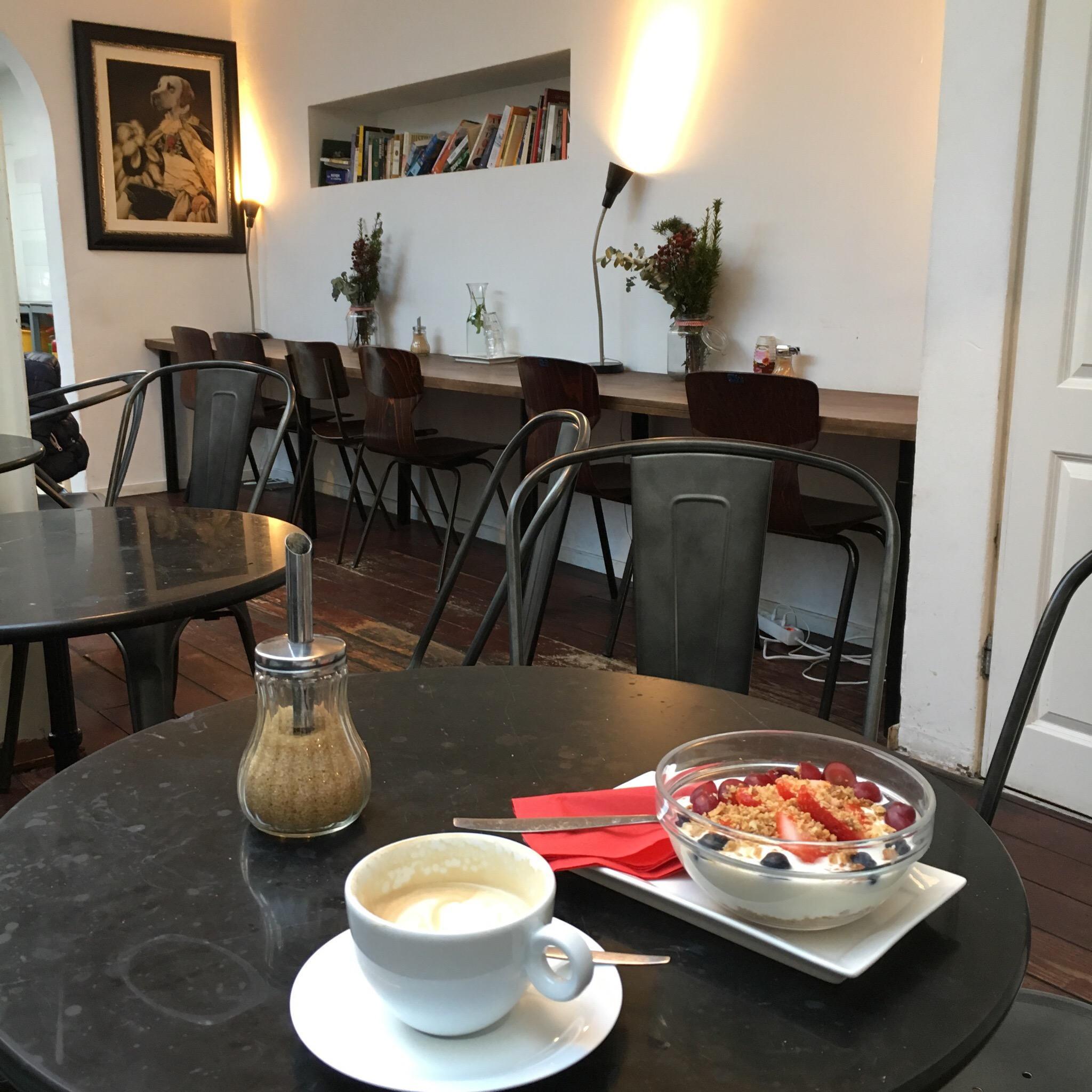 Frederix Amsterdam - Coffee, Deli & Pizza