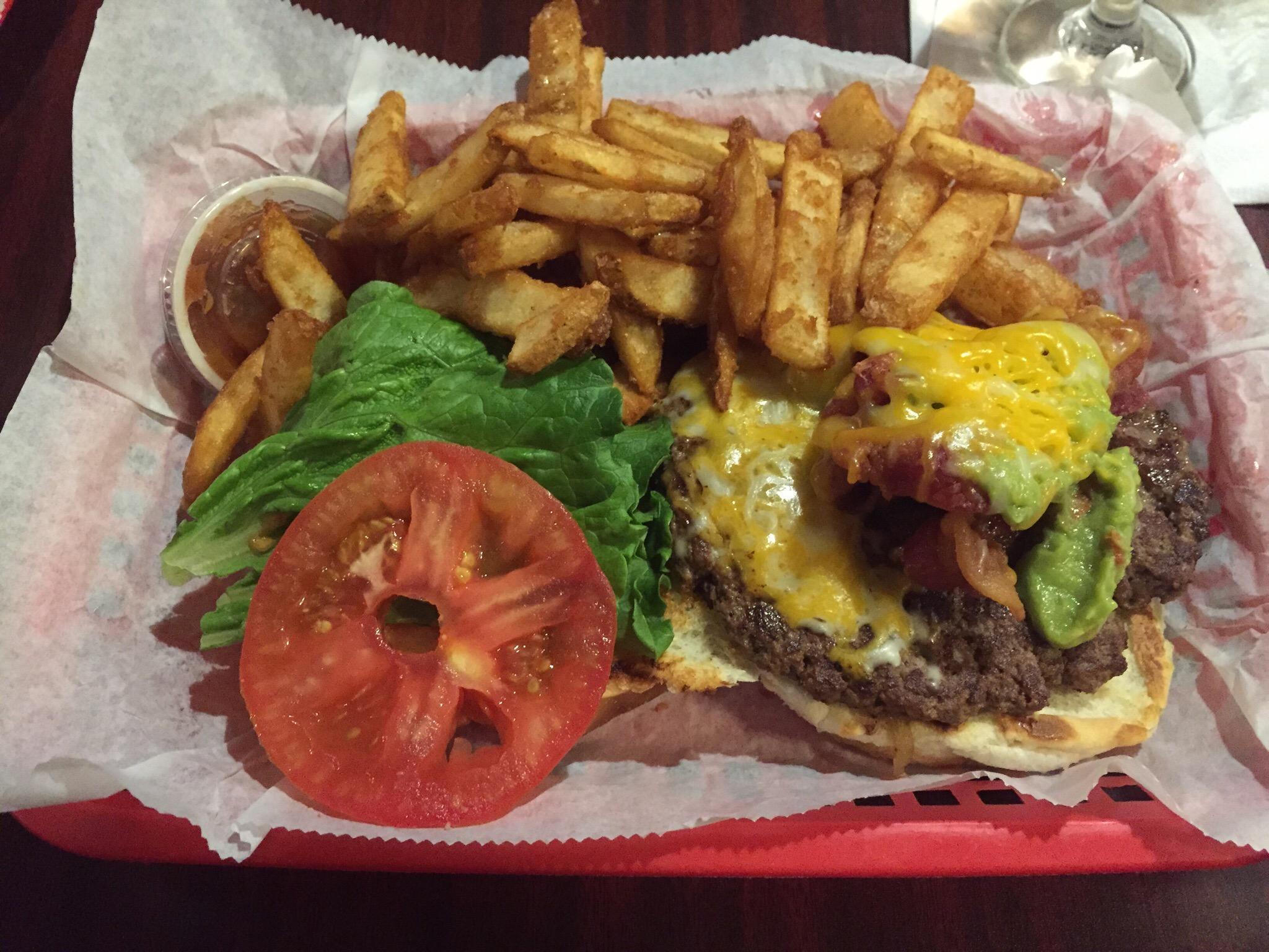 Dan's Downtown Tavern