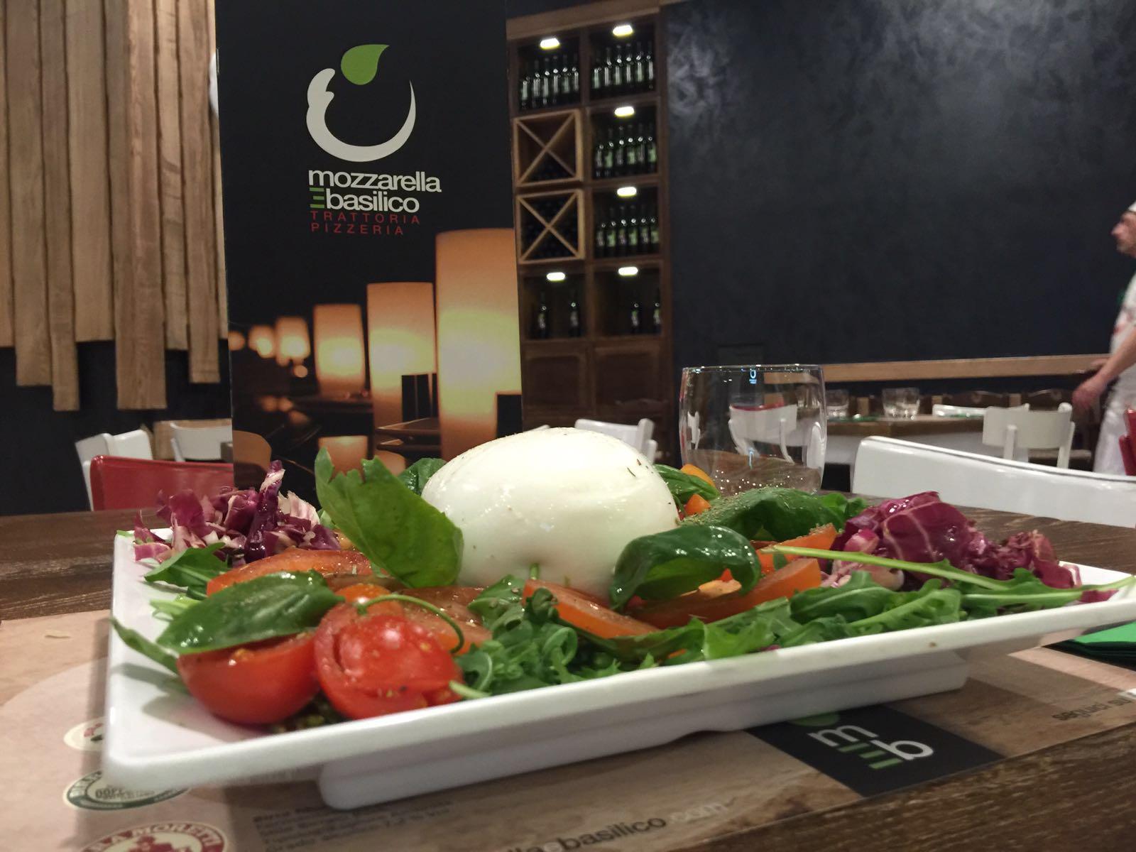 Mozzarella E Basilico