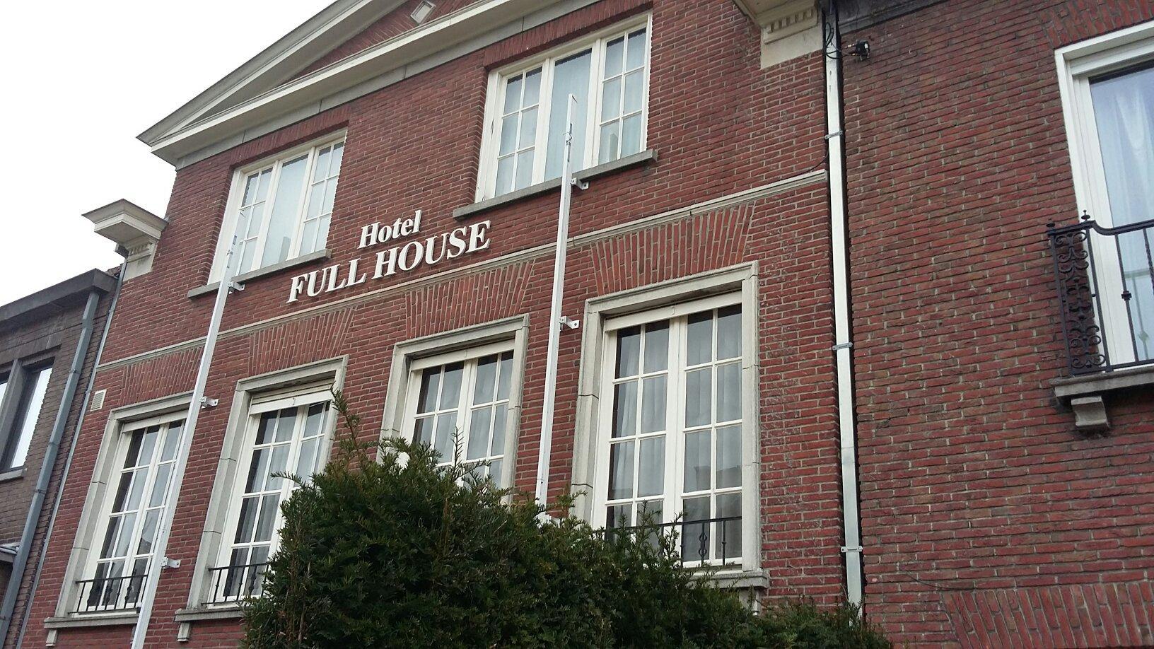 Full House Bed & Breakfast