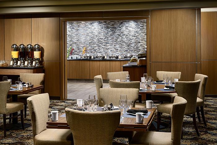 Edgewater Bar & Grille