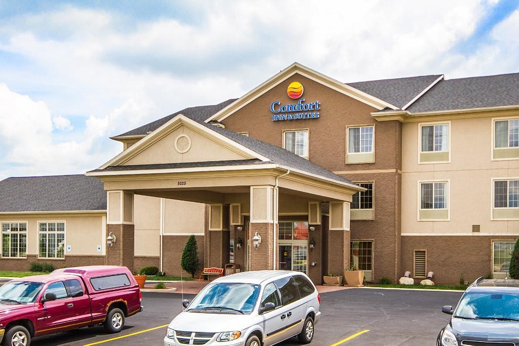 Comfort Inn & Suites Madison North