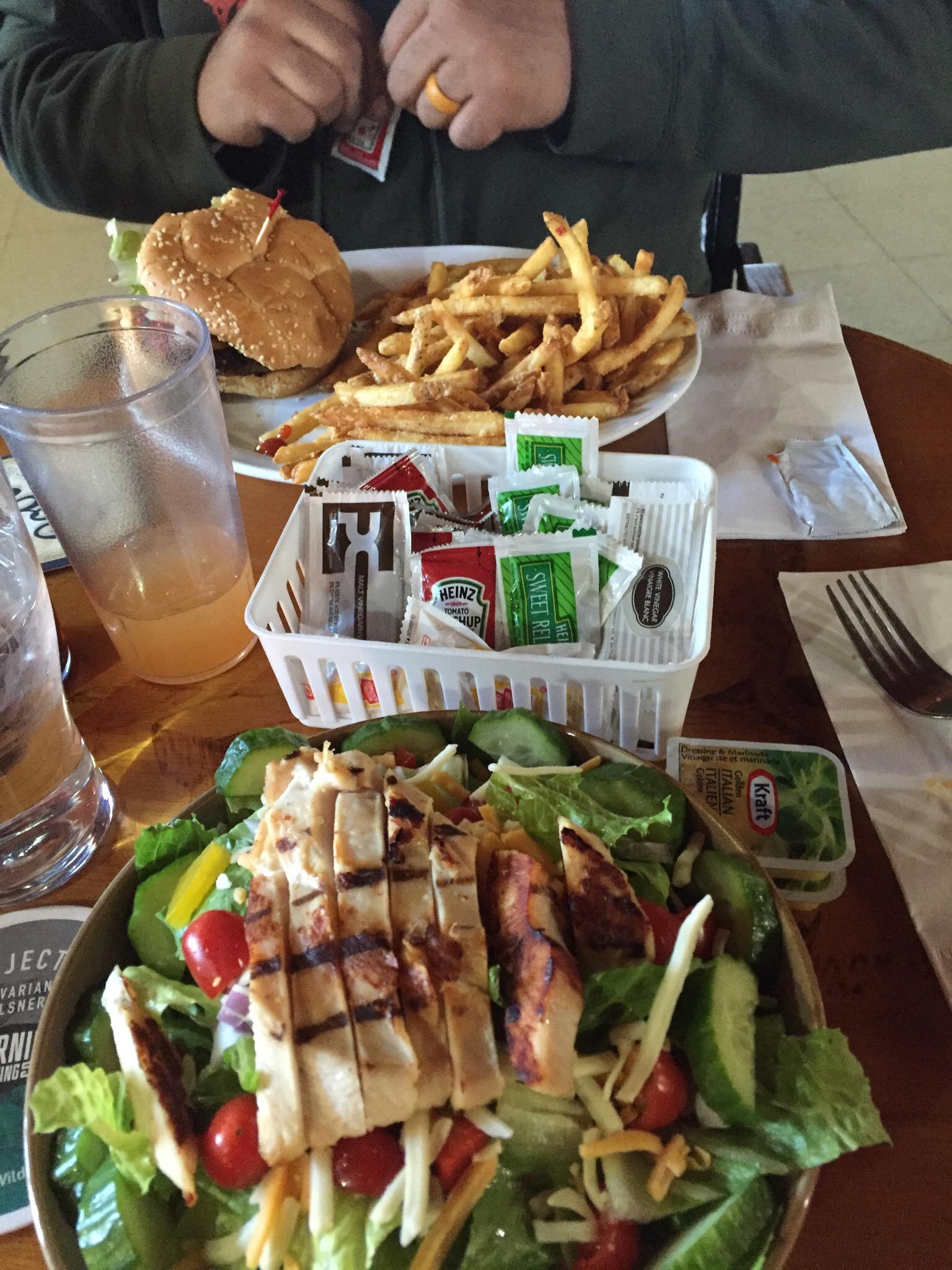 Wasa Country Pub & Grill