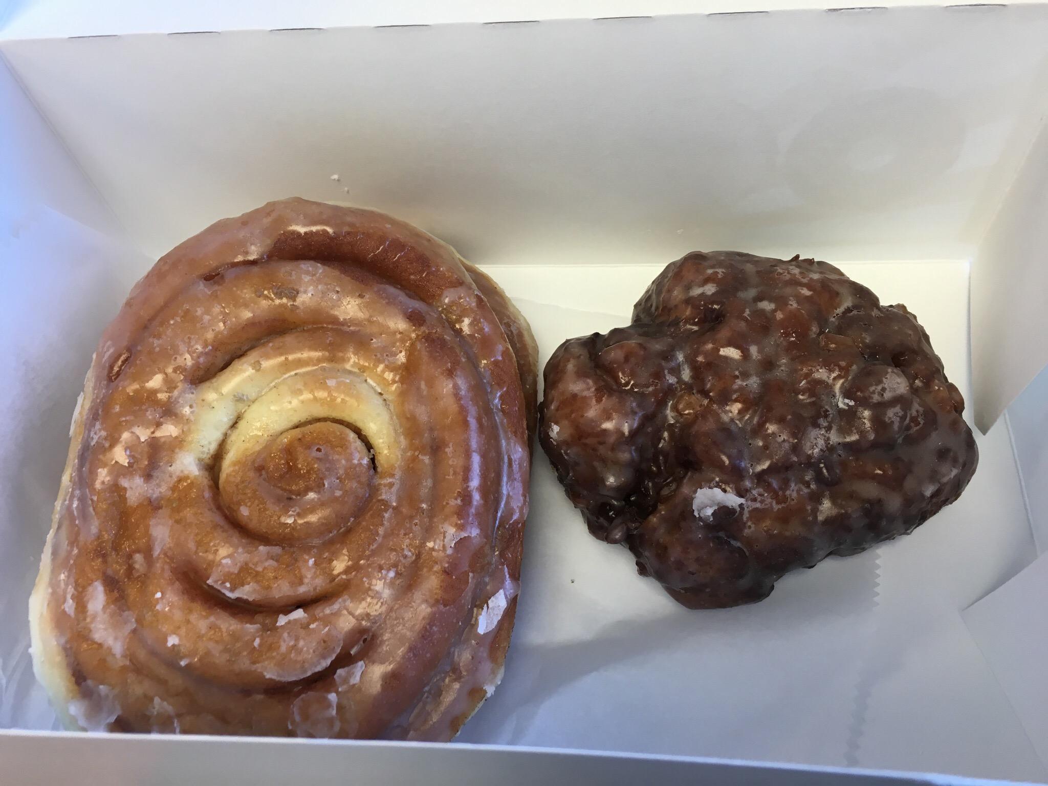 Scarlet's Donuts