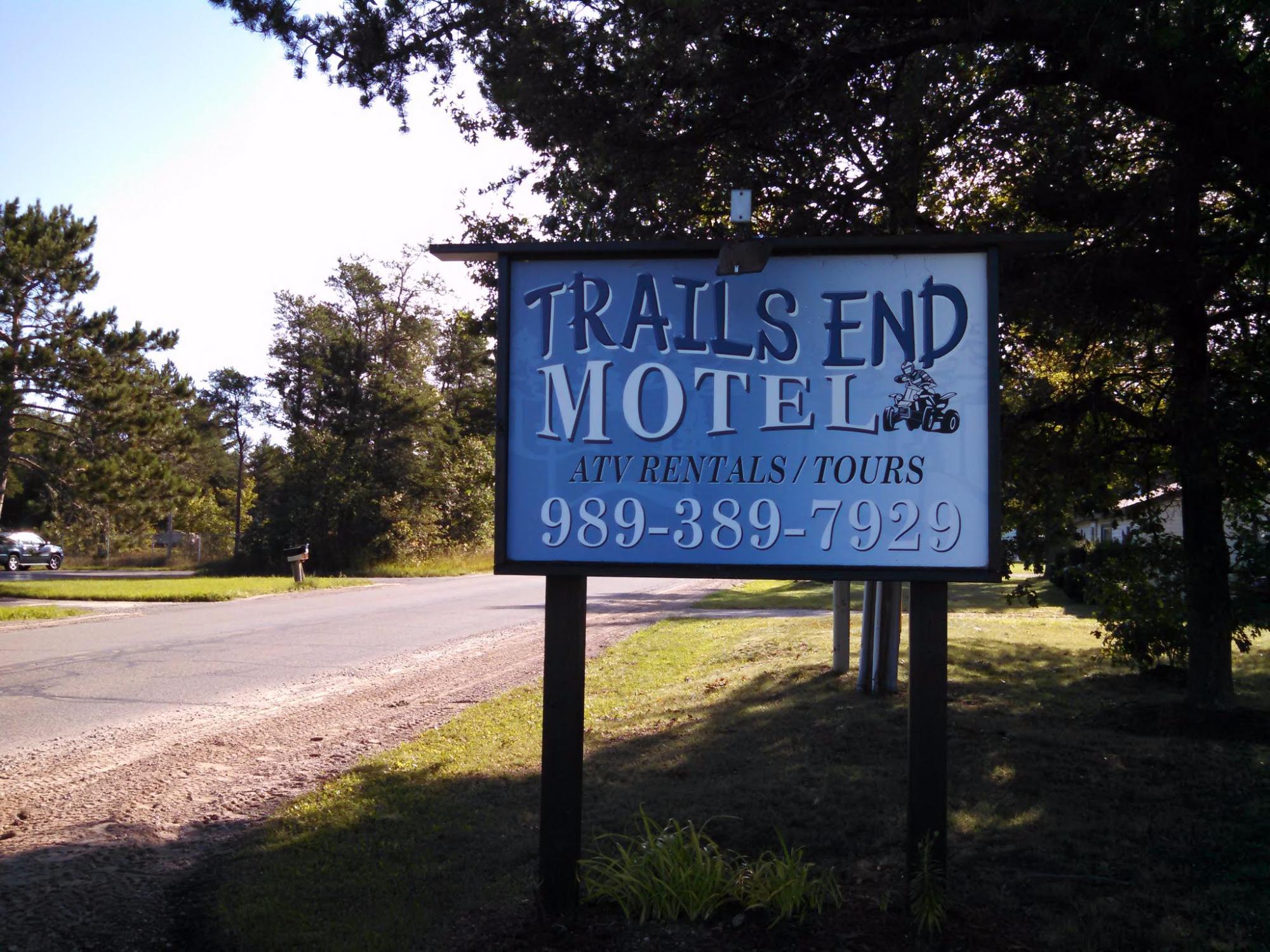 Trails End Motel