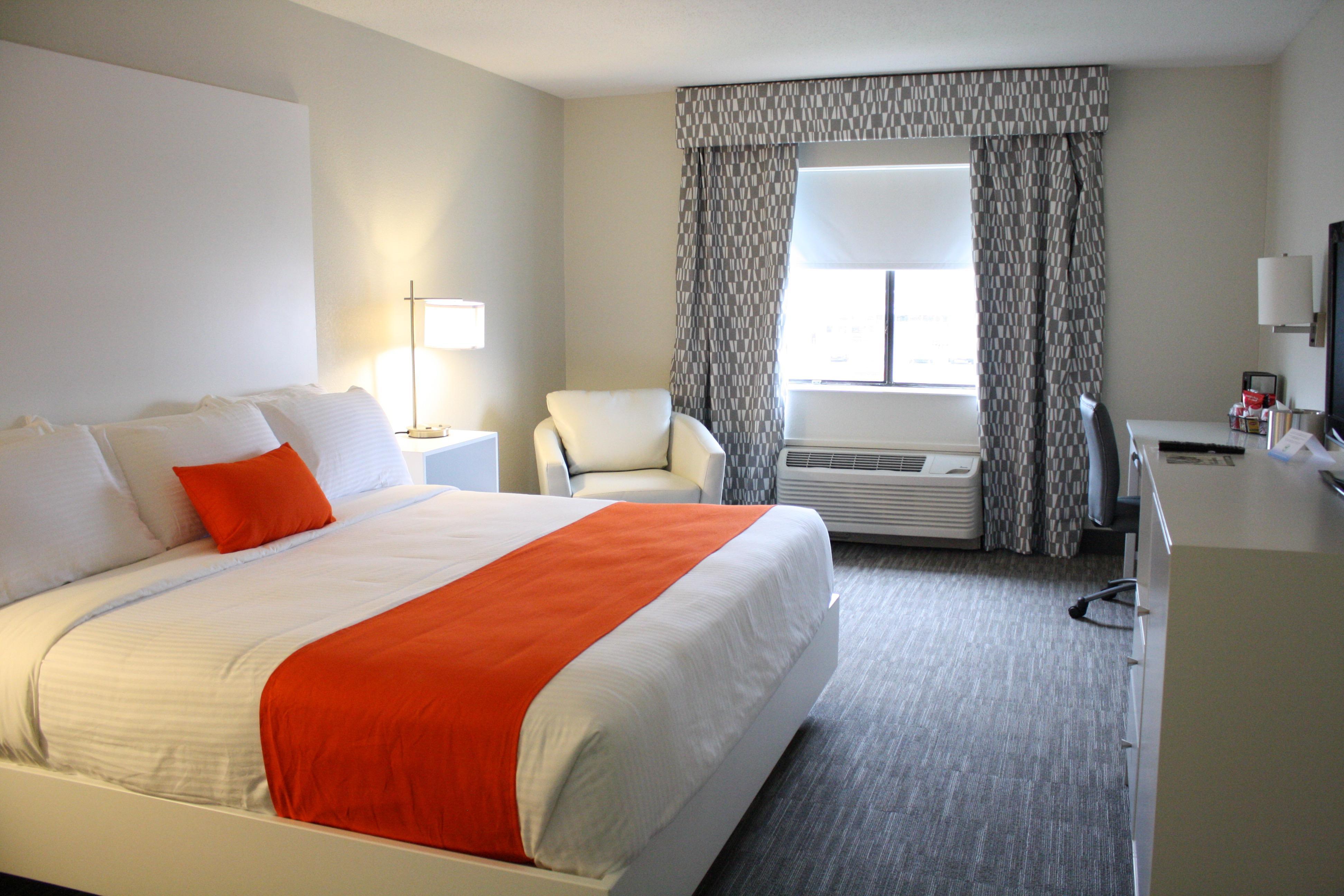 Schoenbrunn Inn & Conf. Center, Ascend Hotel Collection Member