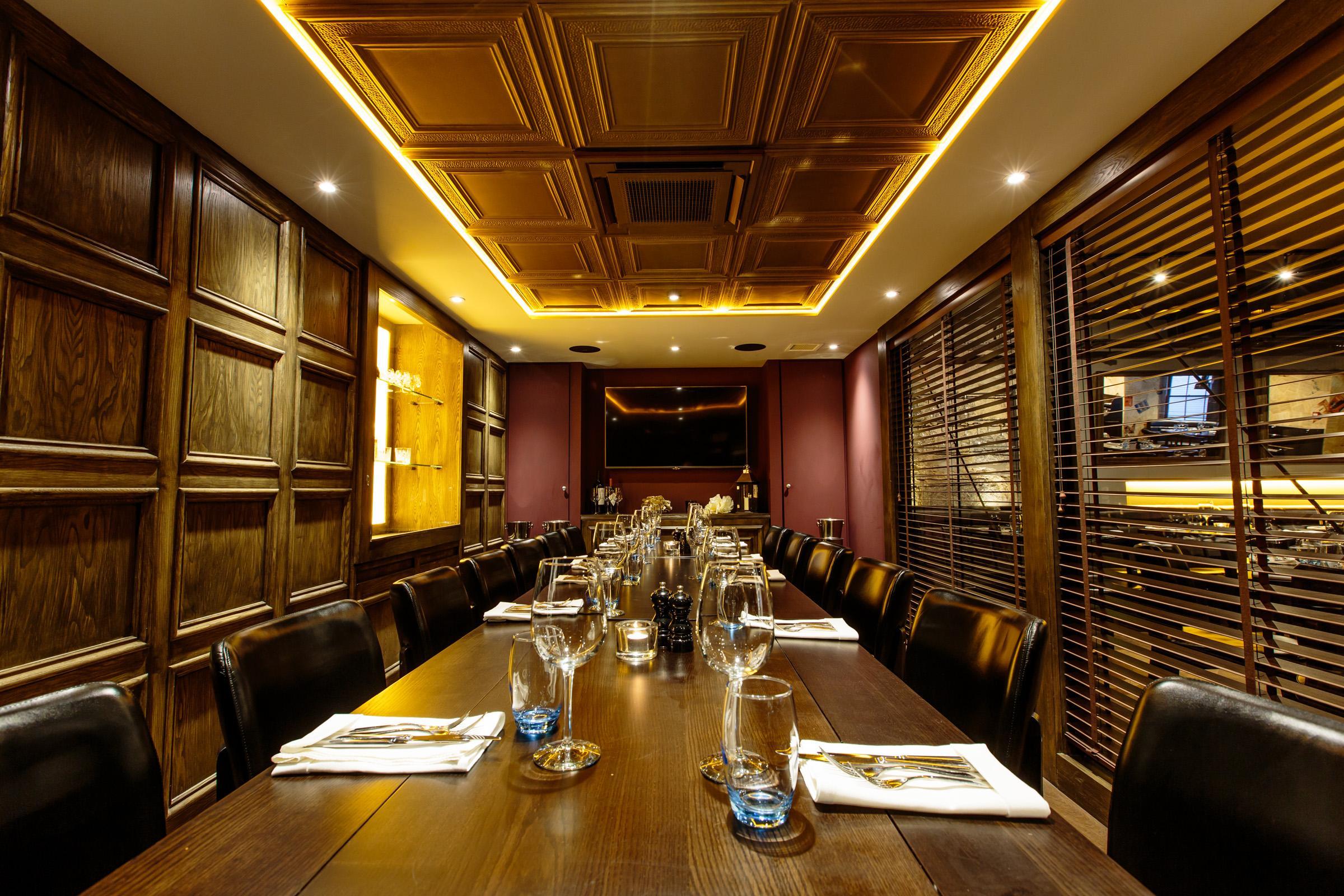 No.10 Bar & Restaurant