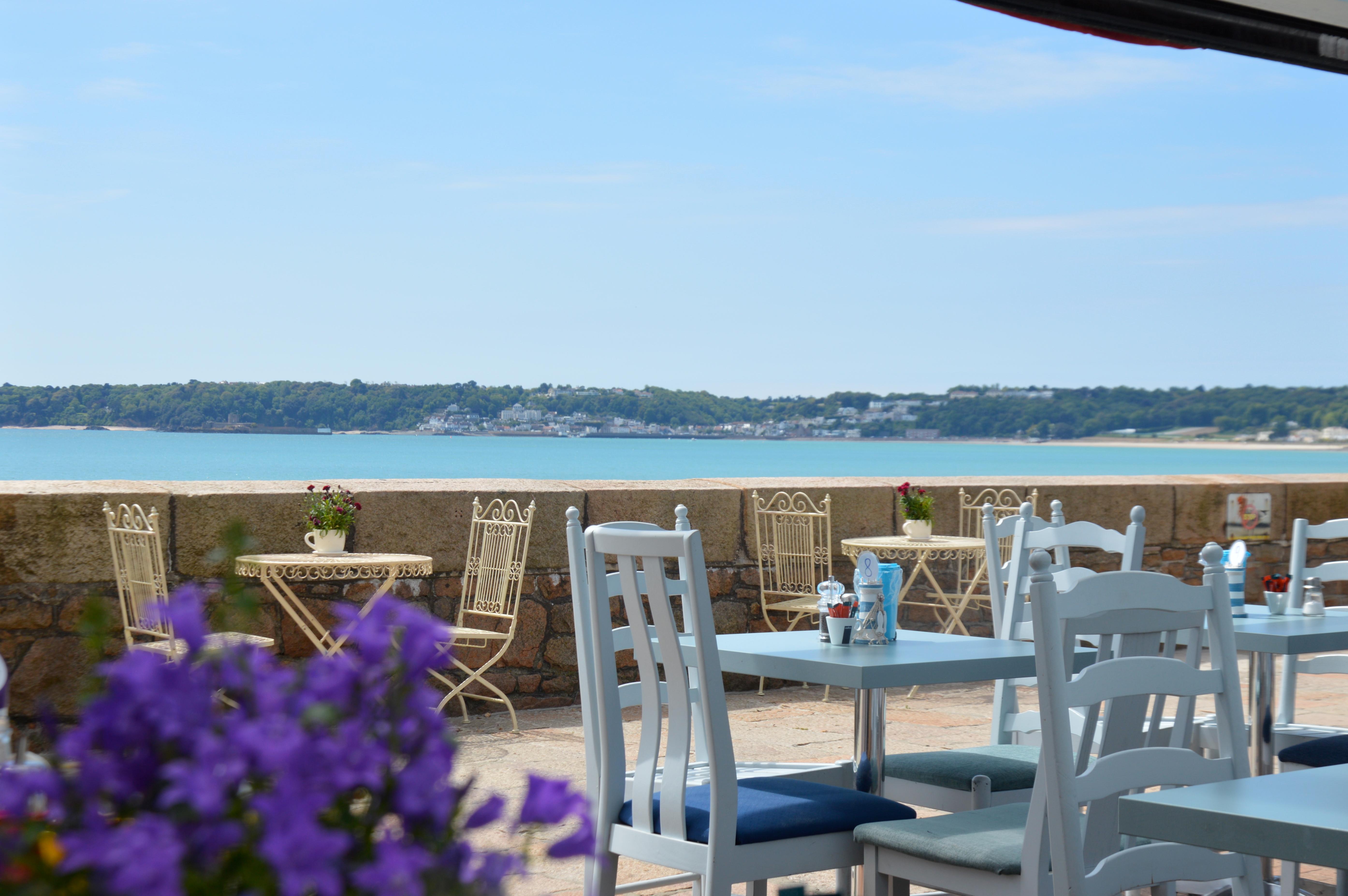 The Lookout Beach Cafe & Restaurant