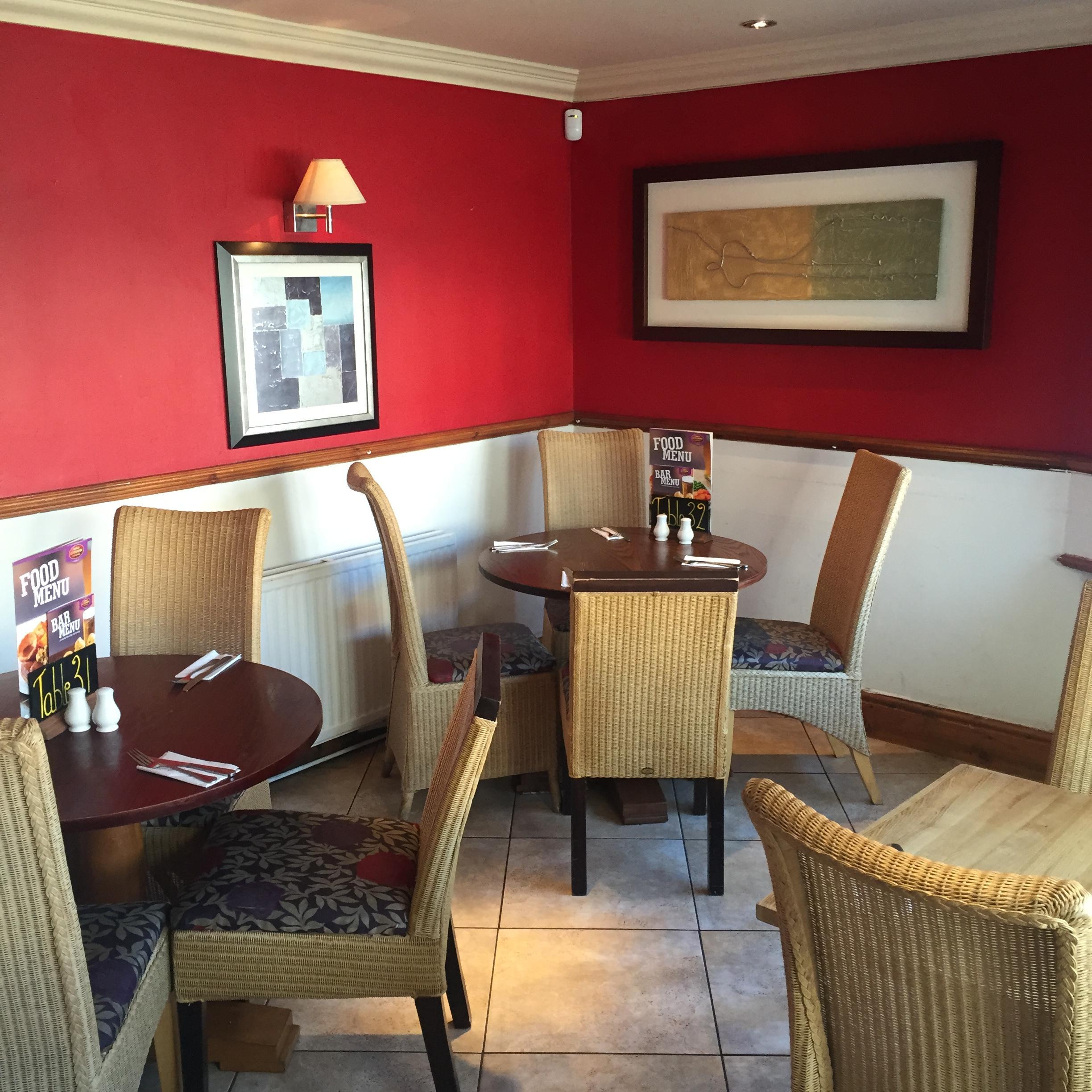 Mason's Arms Stonehouse Pizza & Carvery